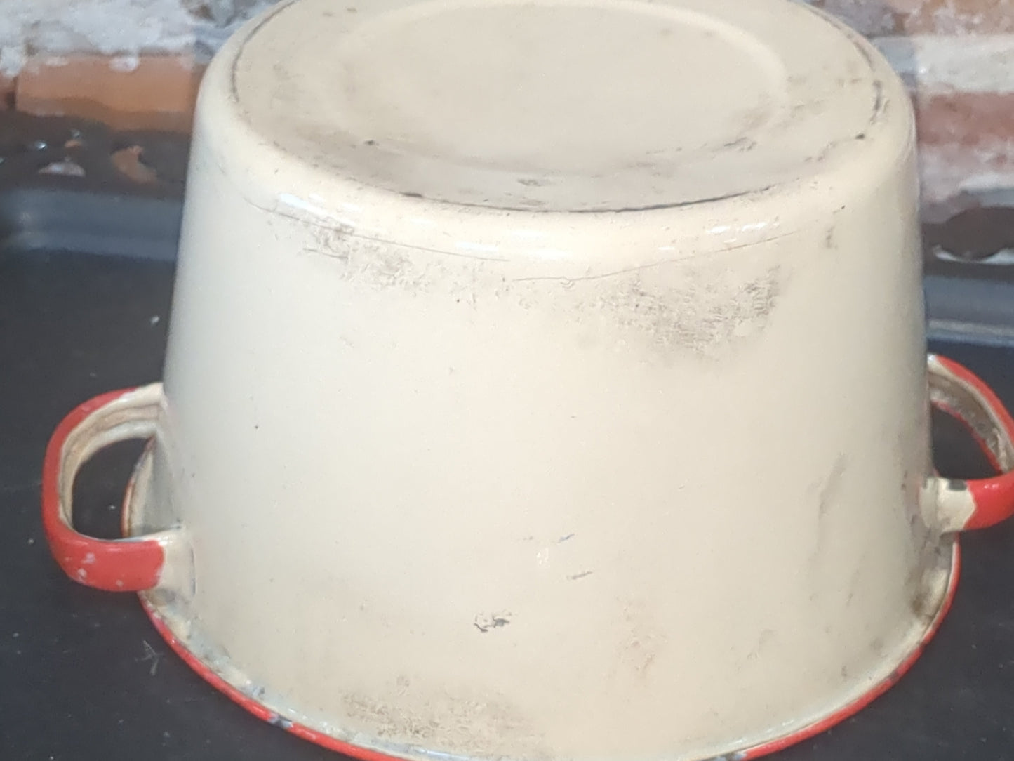 vintage cream and red enamel pot ena23