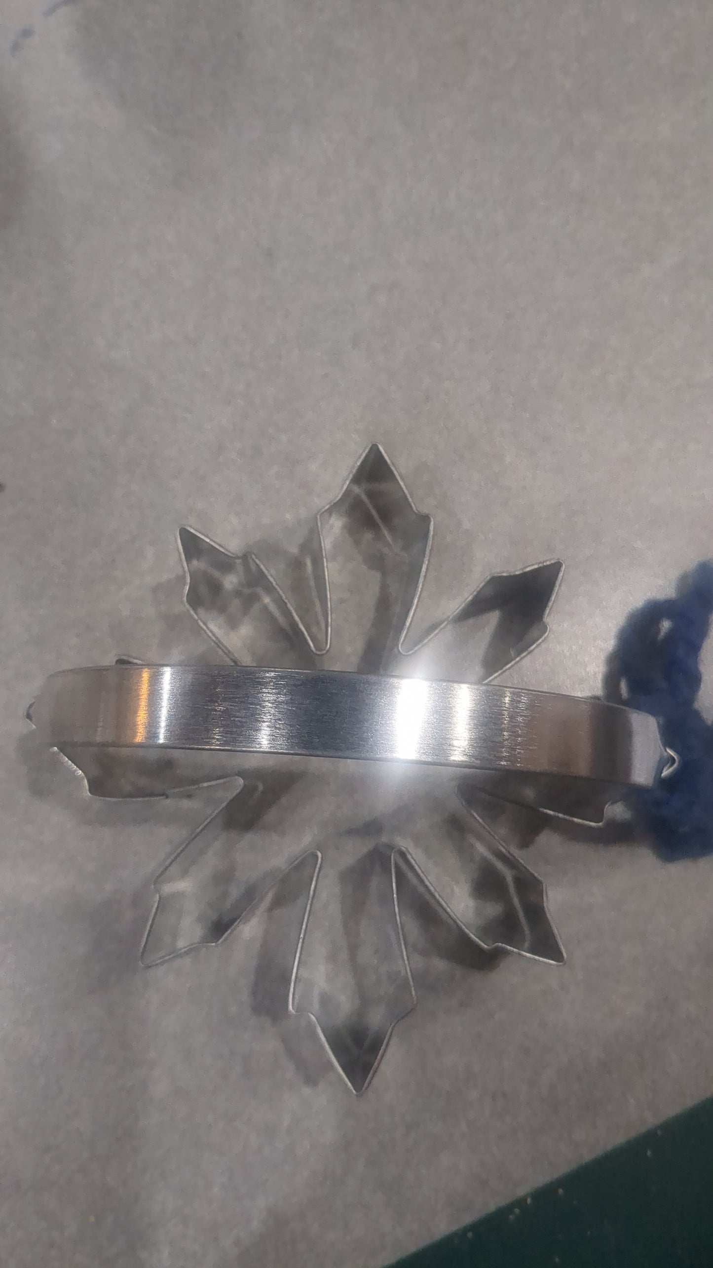 AC6 Ann Clark Snowflake Cookie cutter with recipie