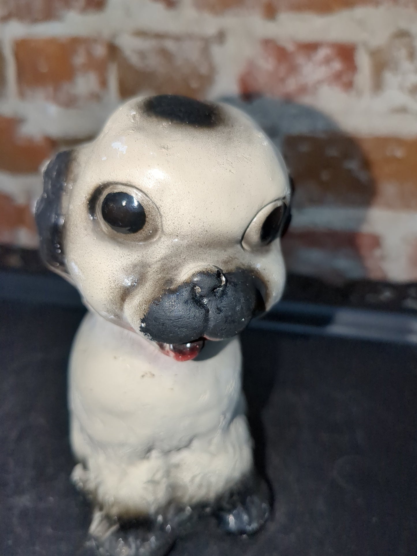 Vintage chalkware dog cw34
