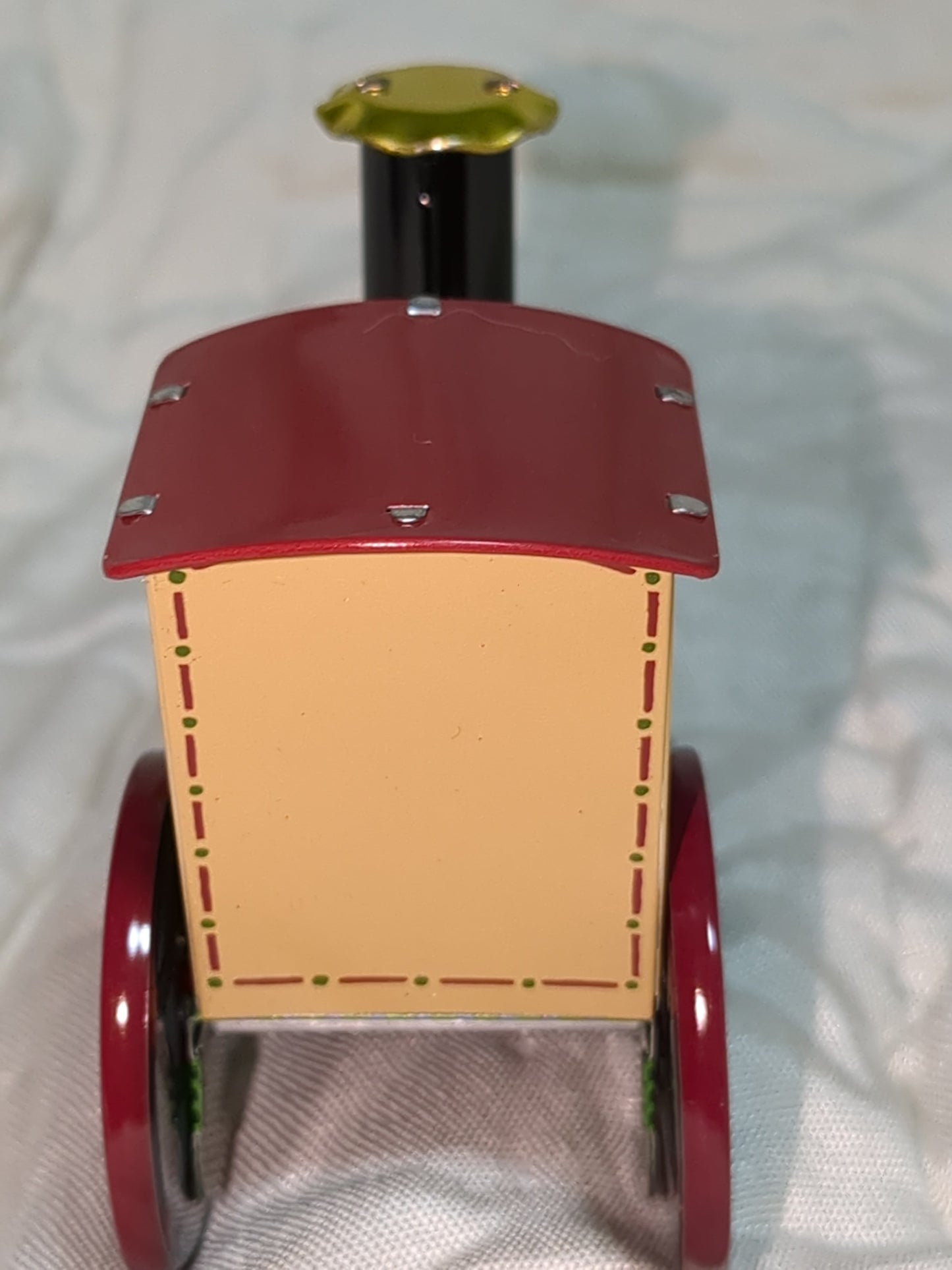 vintage Hallmark tin locomotive series train #5 hh287