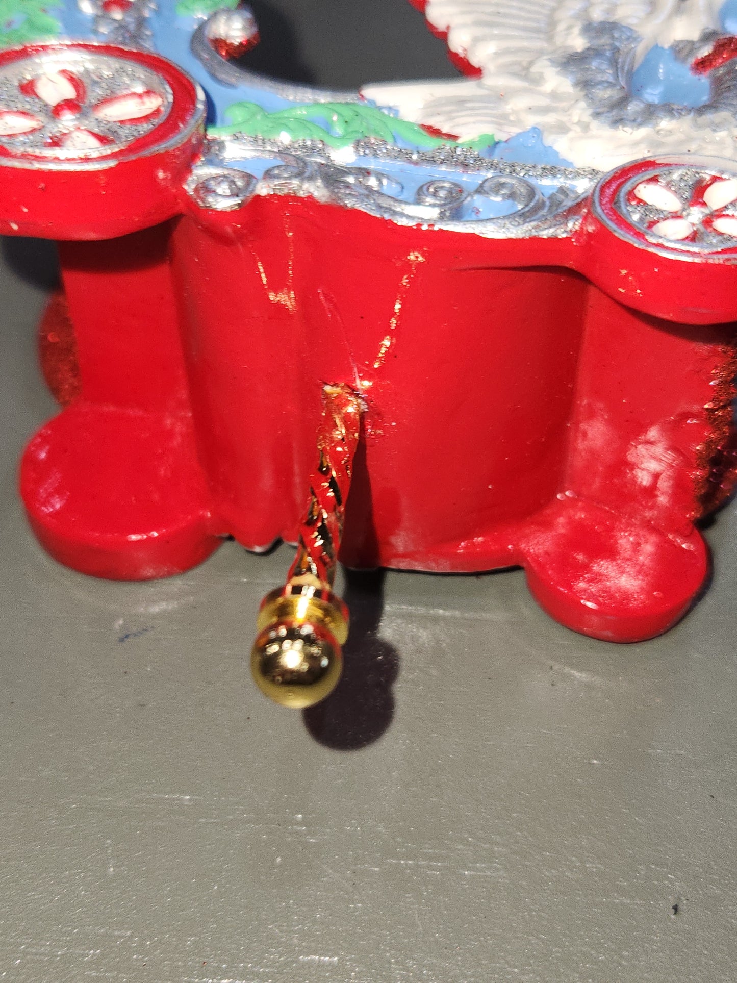 4" Resin Carousel Ornament Swan Chariot co4