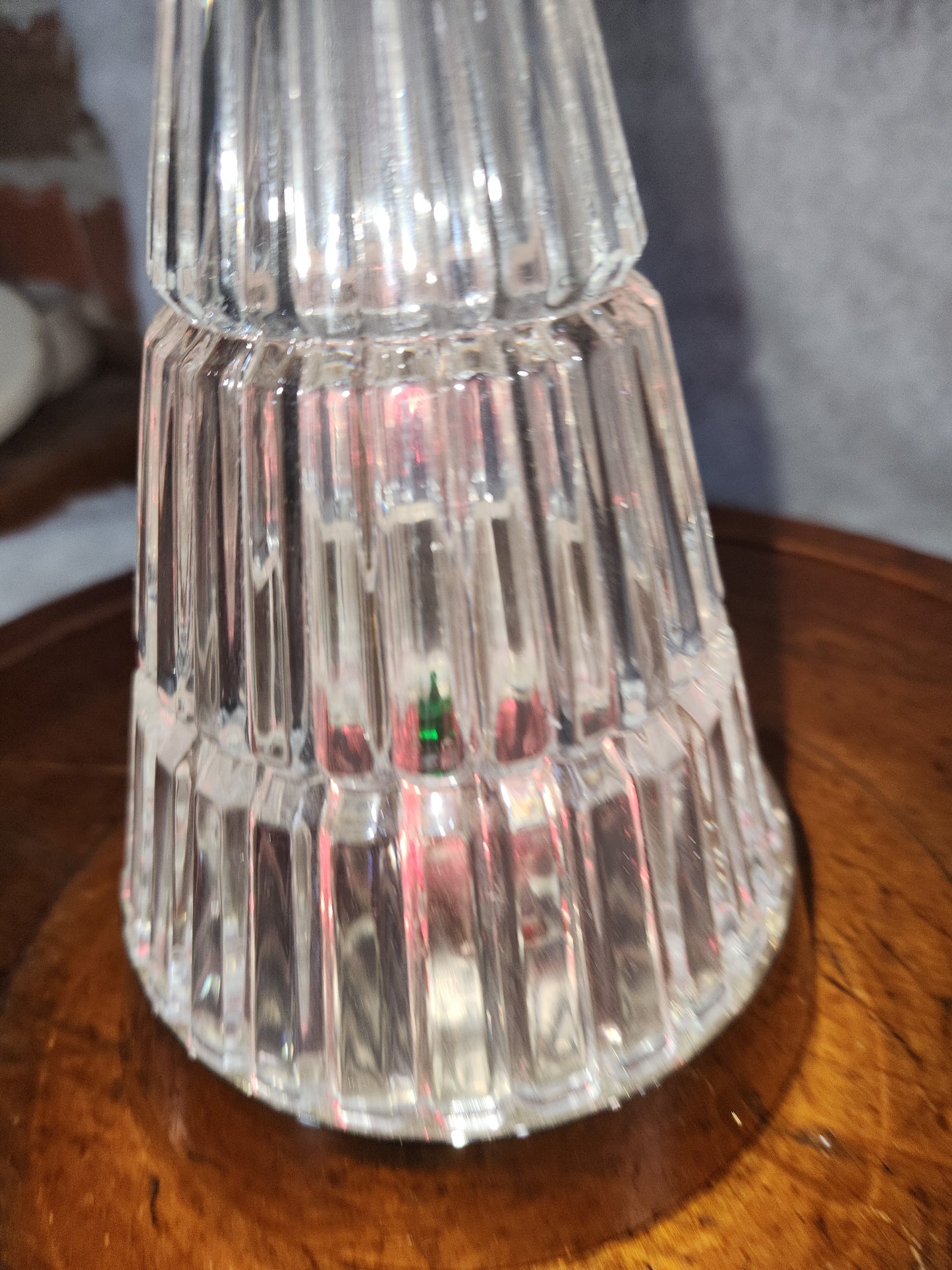 Vintage 8 1/2" Avon Crystal Holiday Tree Battery Powered av588