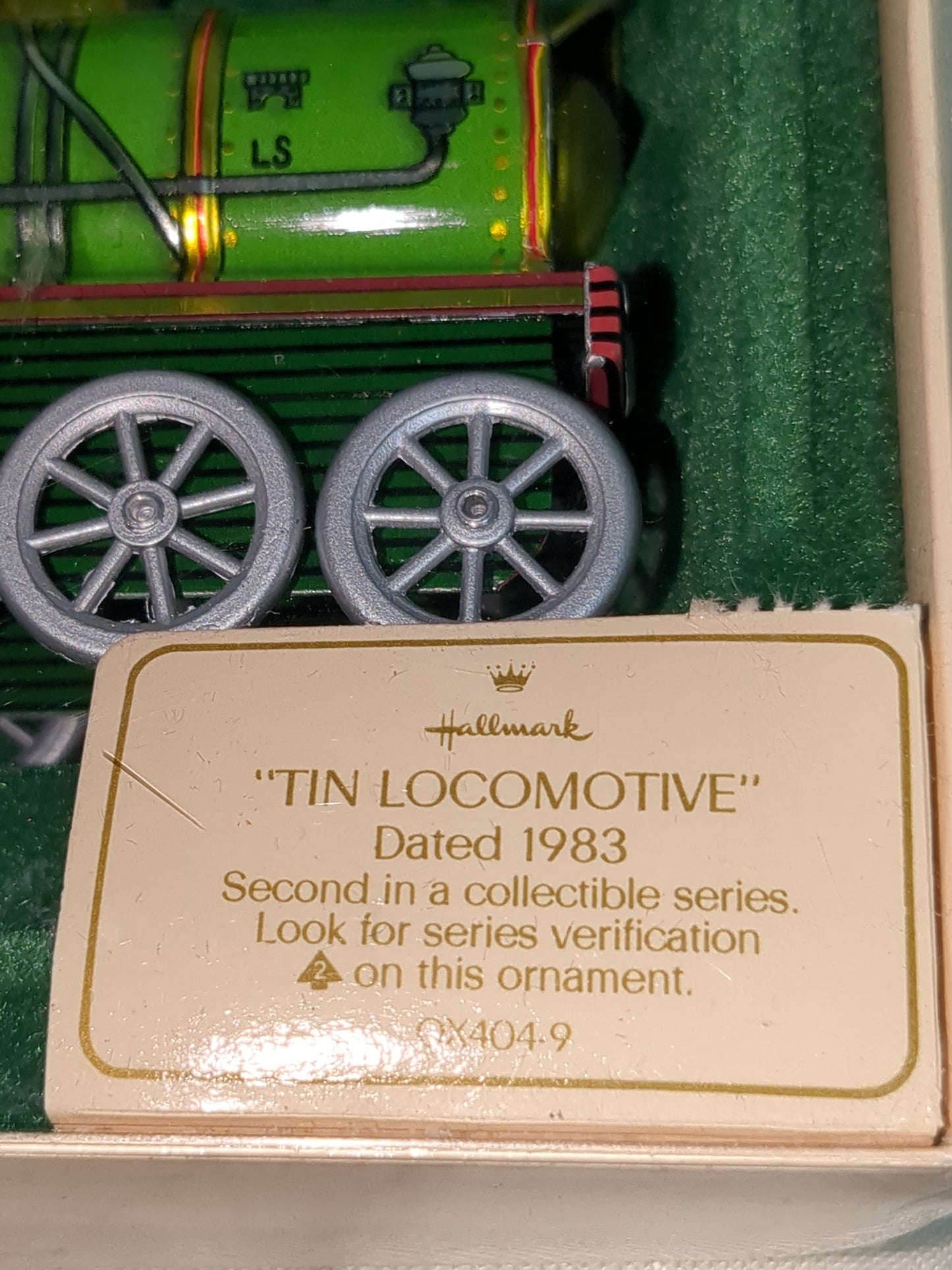Vintage 1983 Hallmark tin locomotive series train #2 HH294