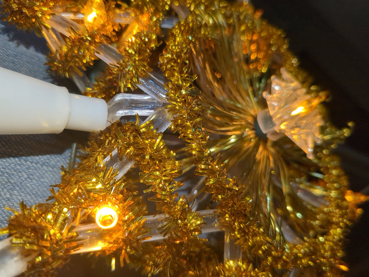 111 Vintage Christmas Tree Topper Santa Trim 10 Lights Tree Top Box gold tinsel tt564