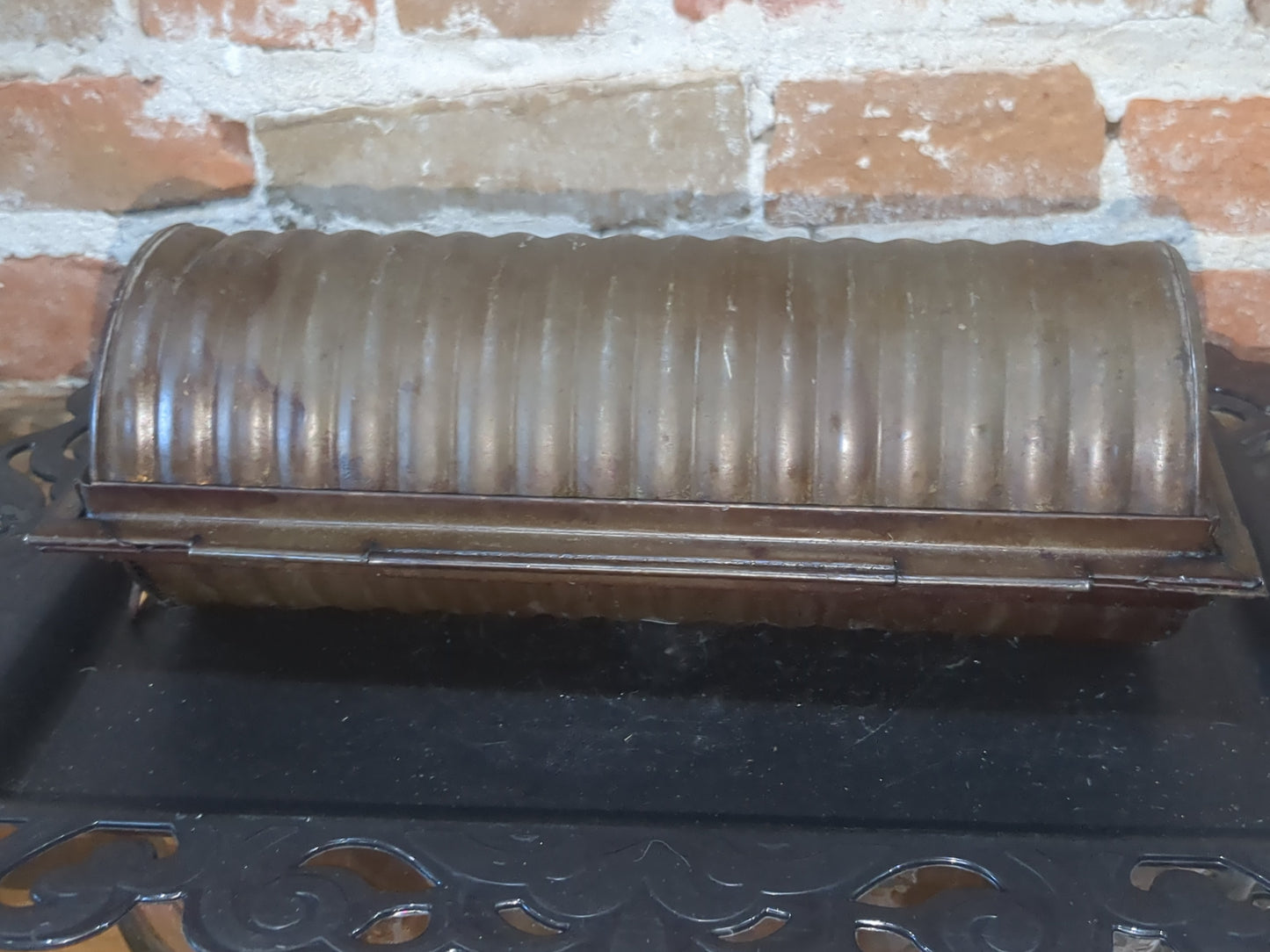 1890's Hinged Bread Pan Viewing Window round bread roll mould loaf baking pan pudding pan antique kit893