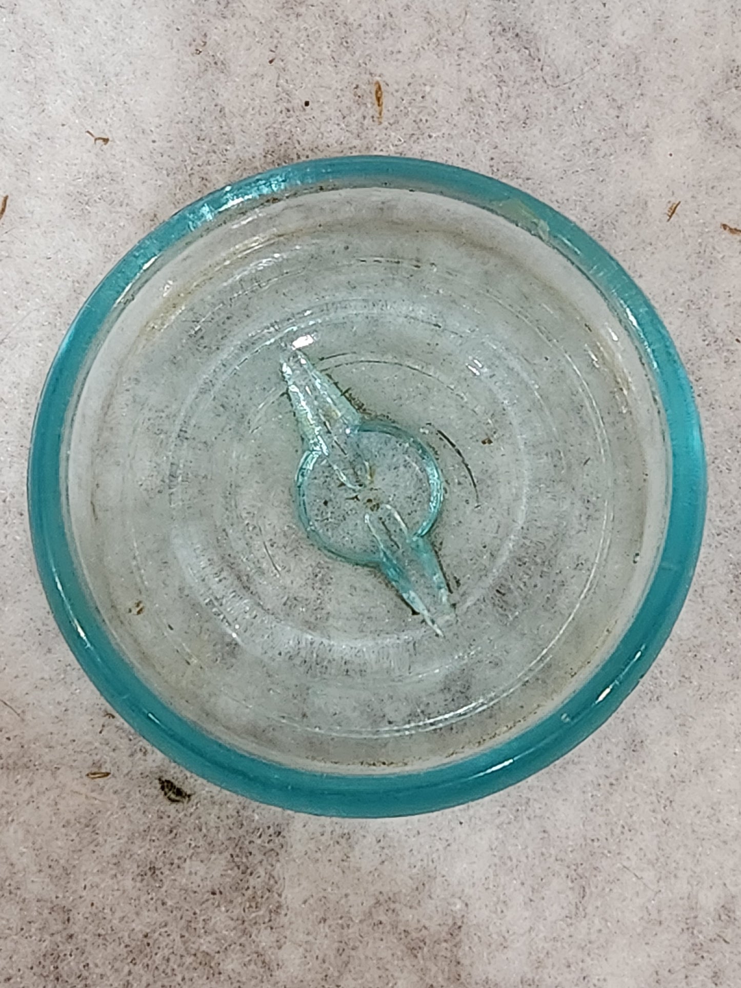 Vintage ATLAS E-Z SEAL Blue Mason Pint Jar glass lid Wire Bail Trade Mark Reg cornflower light aqua blue jar88