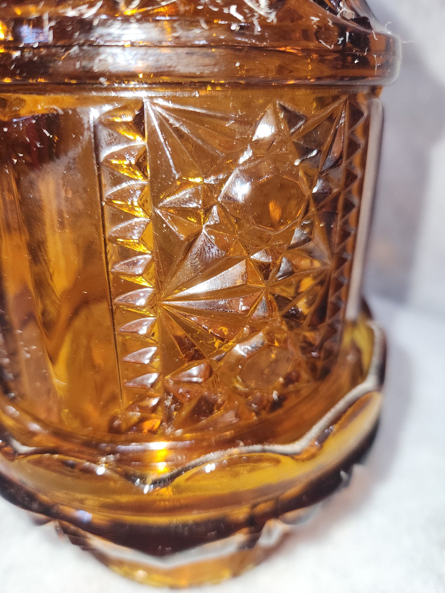 Vintage Indian Glass Amber pressed glass bar and star fairy lamp fl1