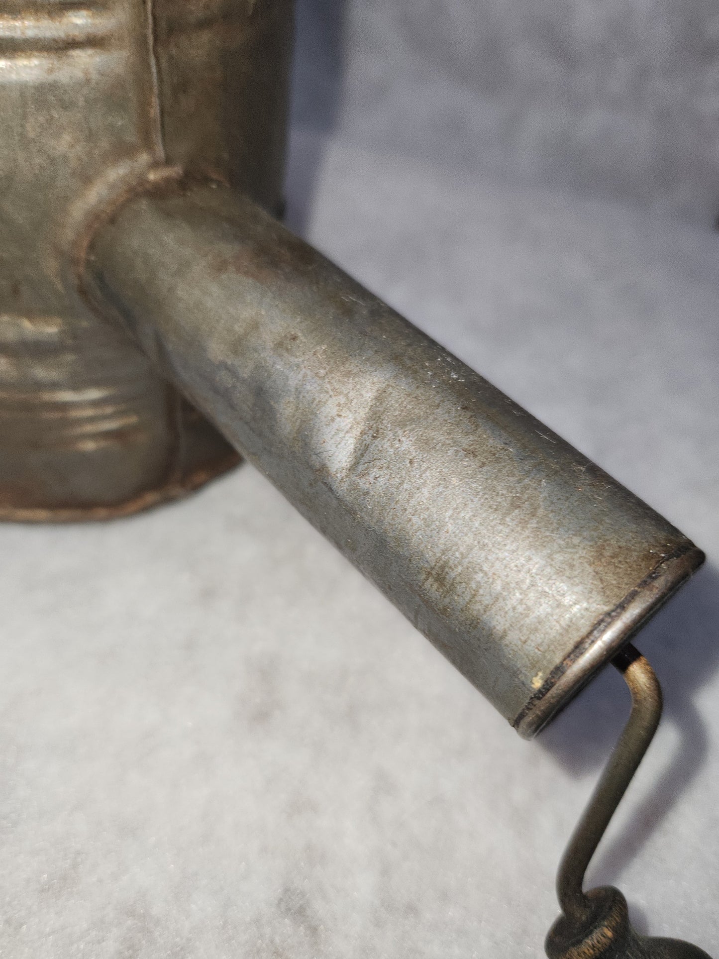 Vintage Hunter's Sifter Hand Crank Flour Sifter Fred J. Meyers Kitchen Gadget ss209