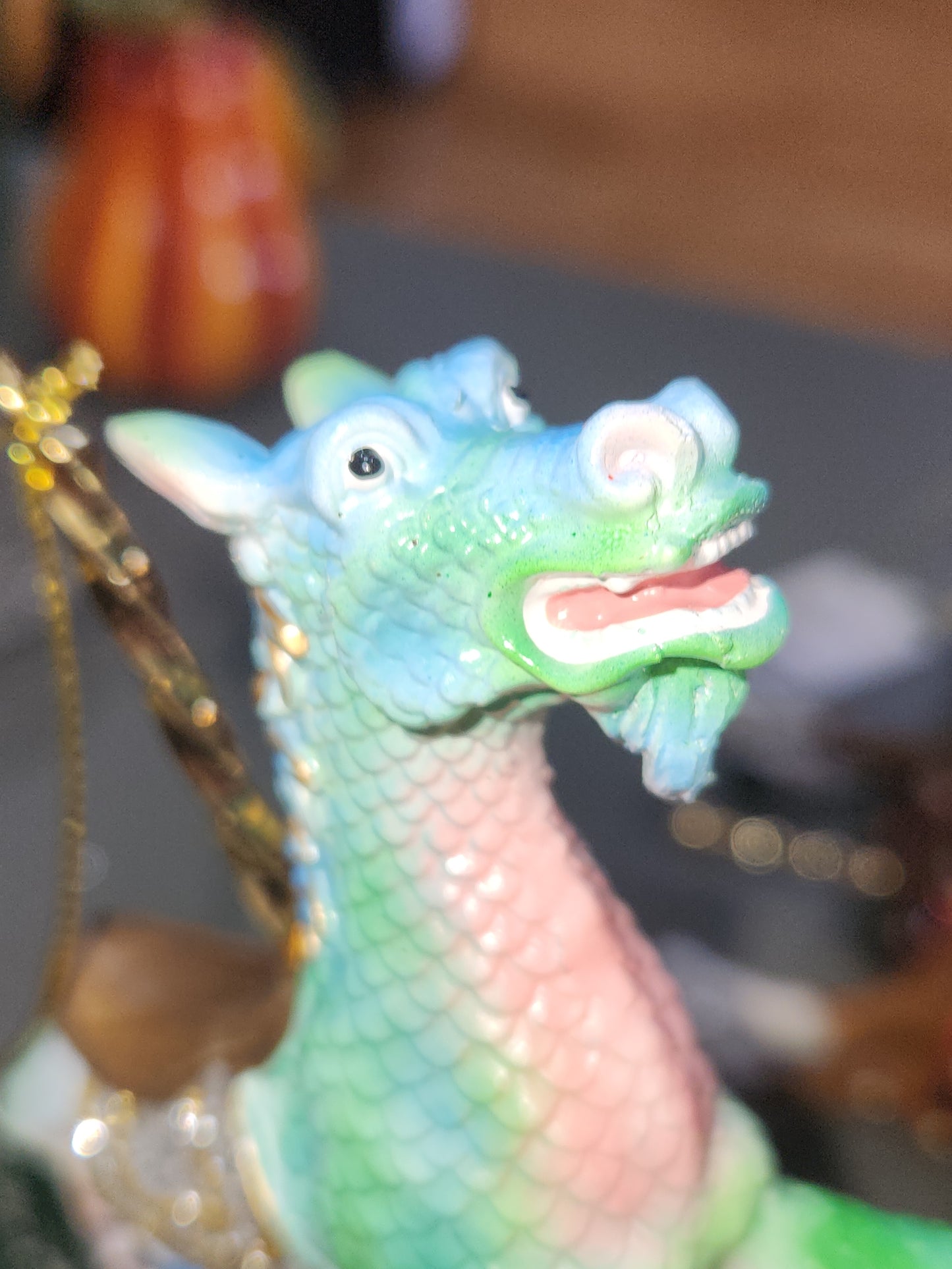 4" Resin Carousel Ornament Sea Monster co10