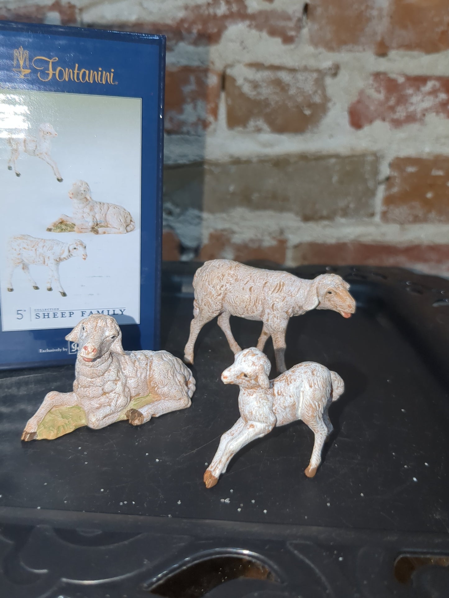 Vintage Fontanini 5" centennial collection nativity made in Italy Jesus Mary Joseph, wise men, camel, goat, sheep, Angel, John, Josiah, Naamah, stable fn79