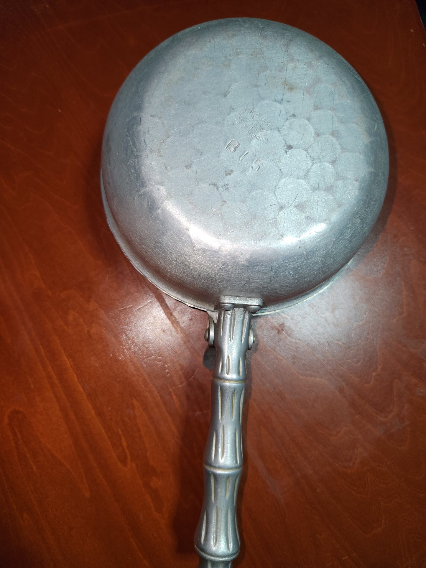 Vintage Bamboo Pattern Everlast Forged Aluminum Crumb Catcher embossed with #B15