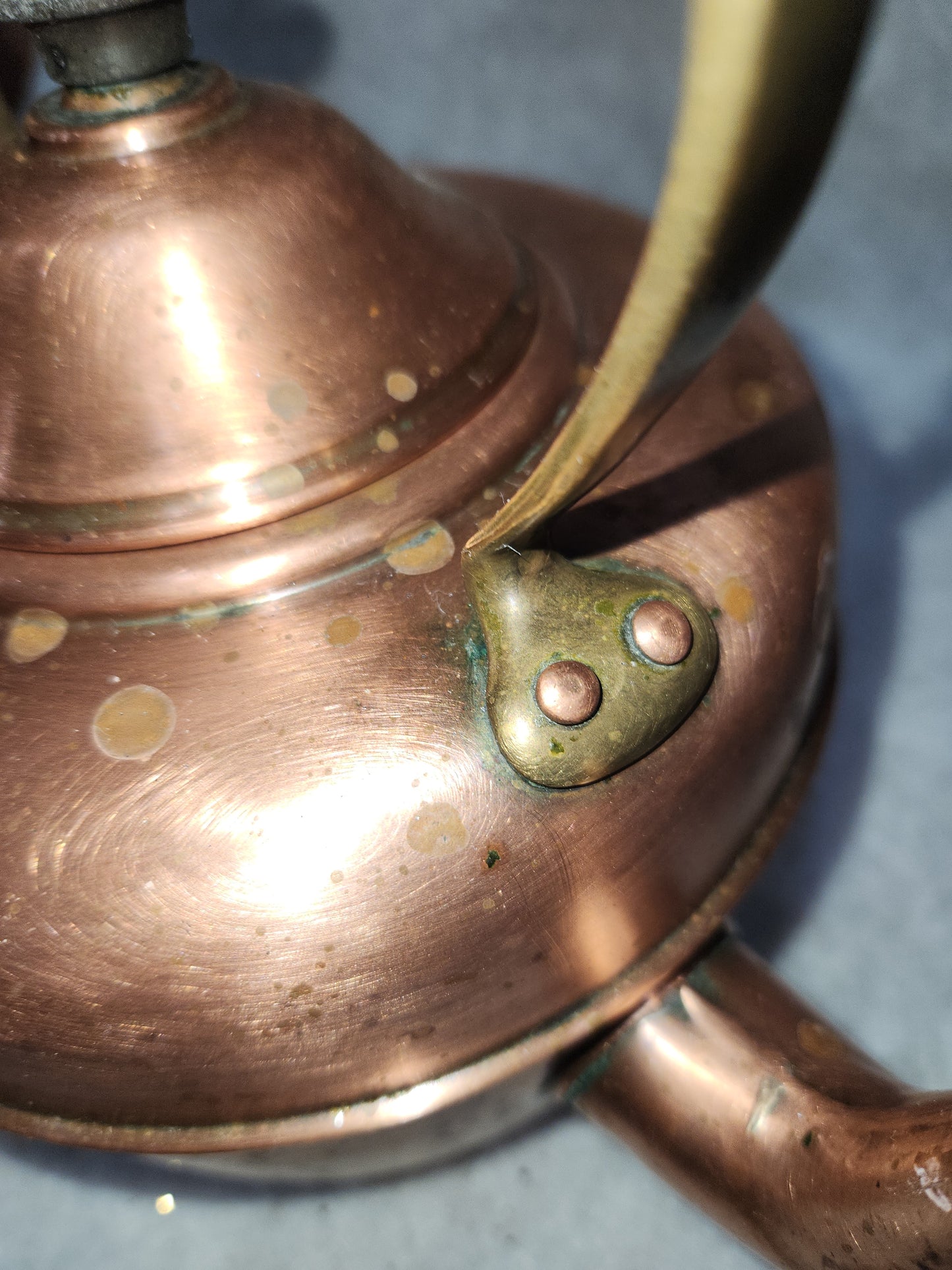 Vintage Copper Tea Pot With Wood Handle made in England kit656