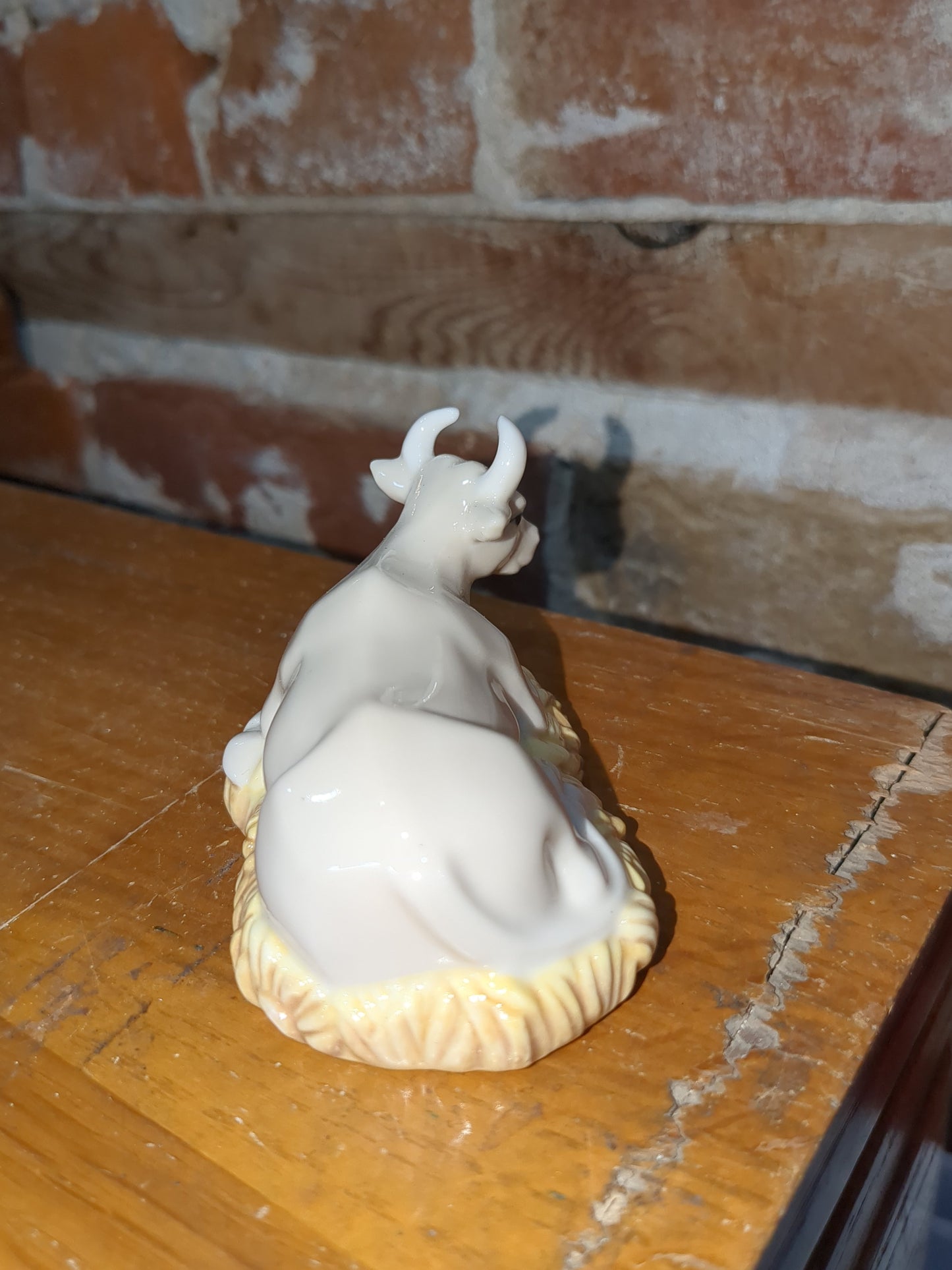 Vintage replacement piece for Hallmark ceramic 11 piece nativity set. Cow