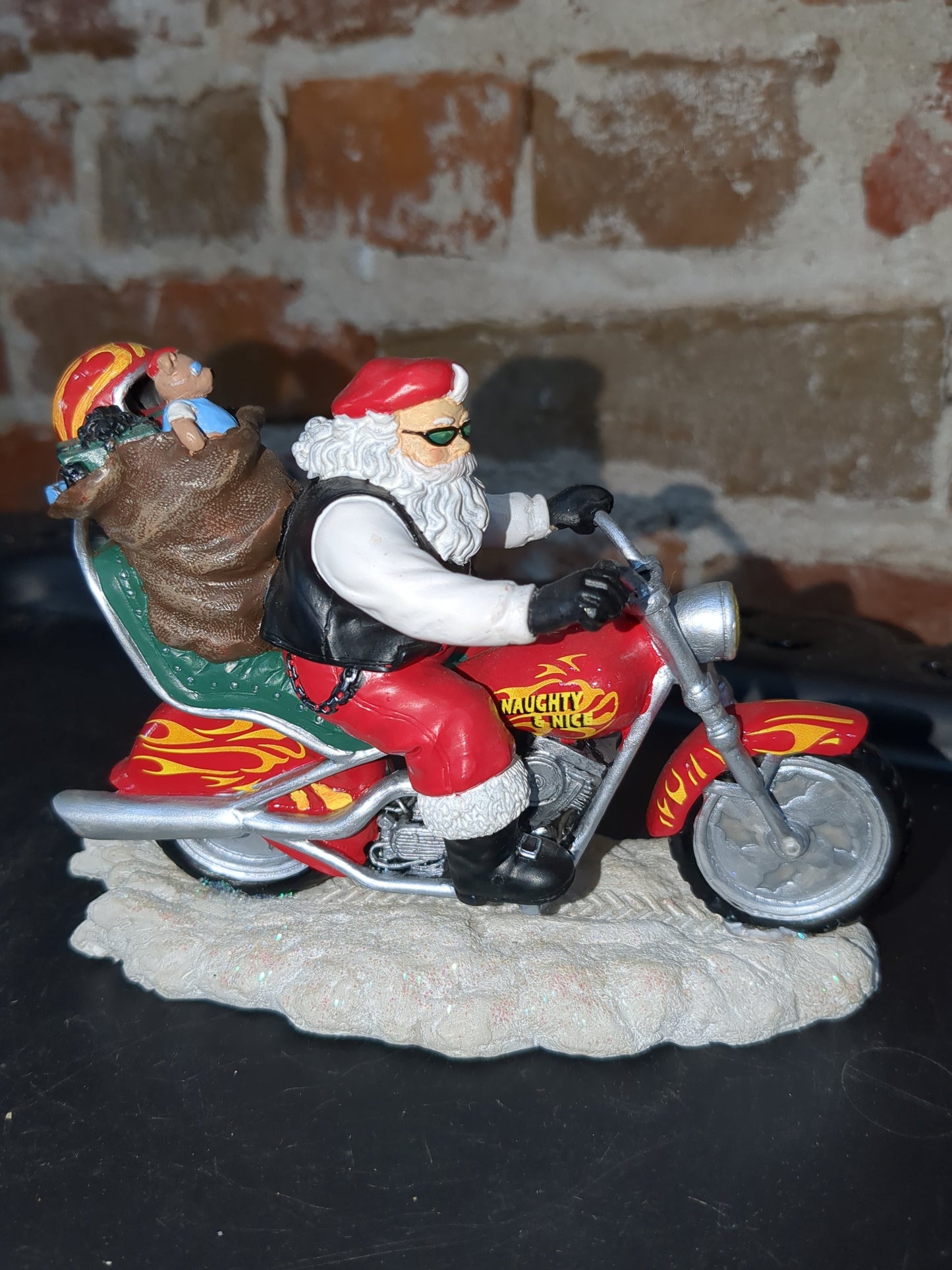Christmas Limited Edition Rebel Without A Claus motorcycle Figurine "Santa Claus is Cruisin' to town" by Hamilton r10