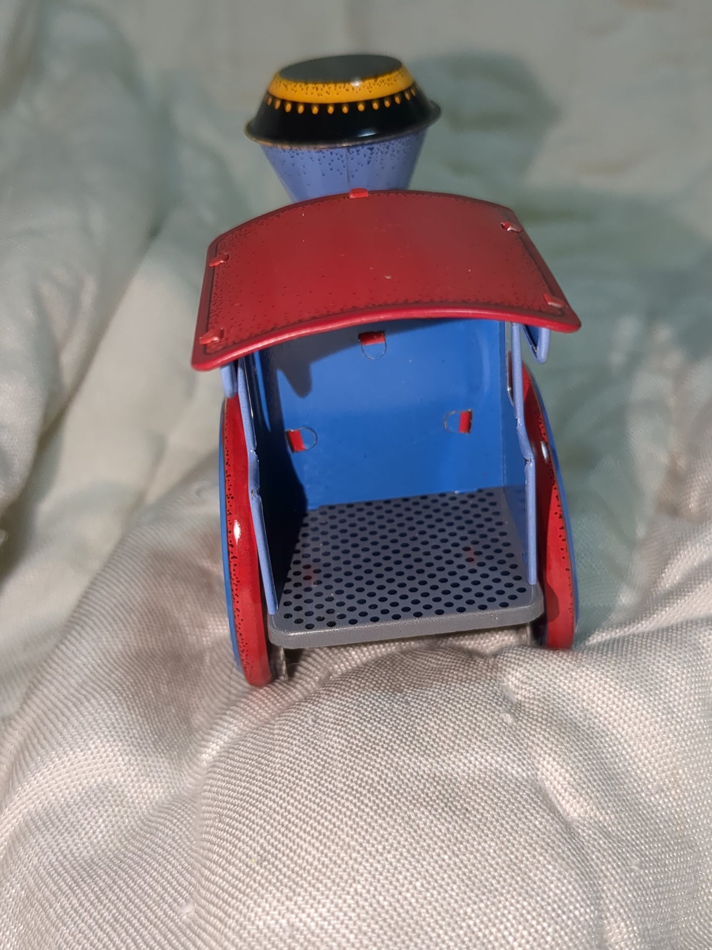 Vintage Hallmark tin locomotive series train #7 HH296
