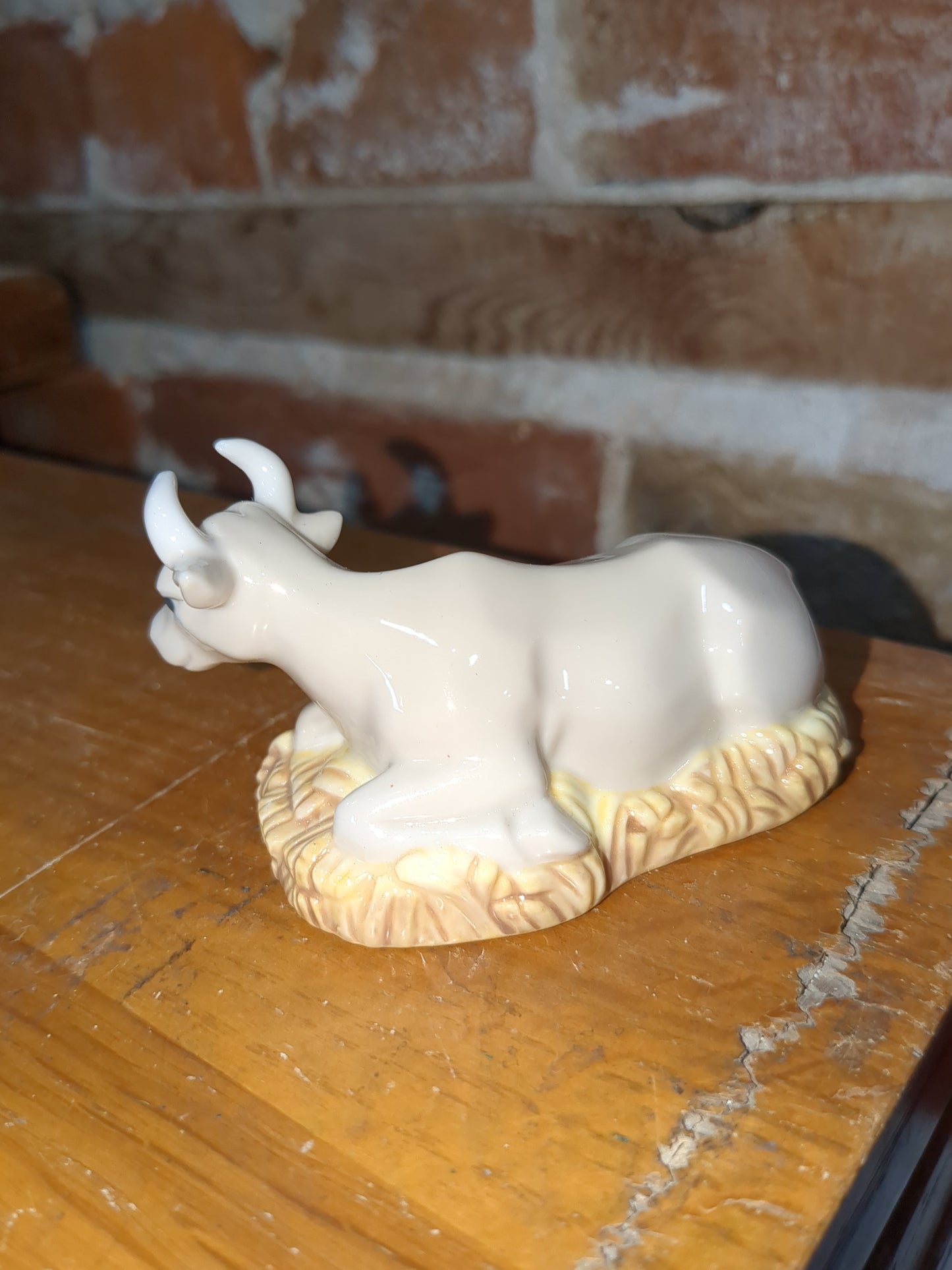 Vintage replacement piece for Hallmark ceramic 11 piece nativity set. Cow