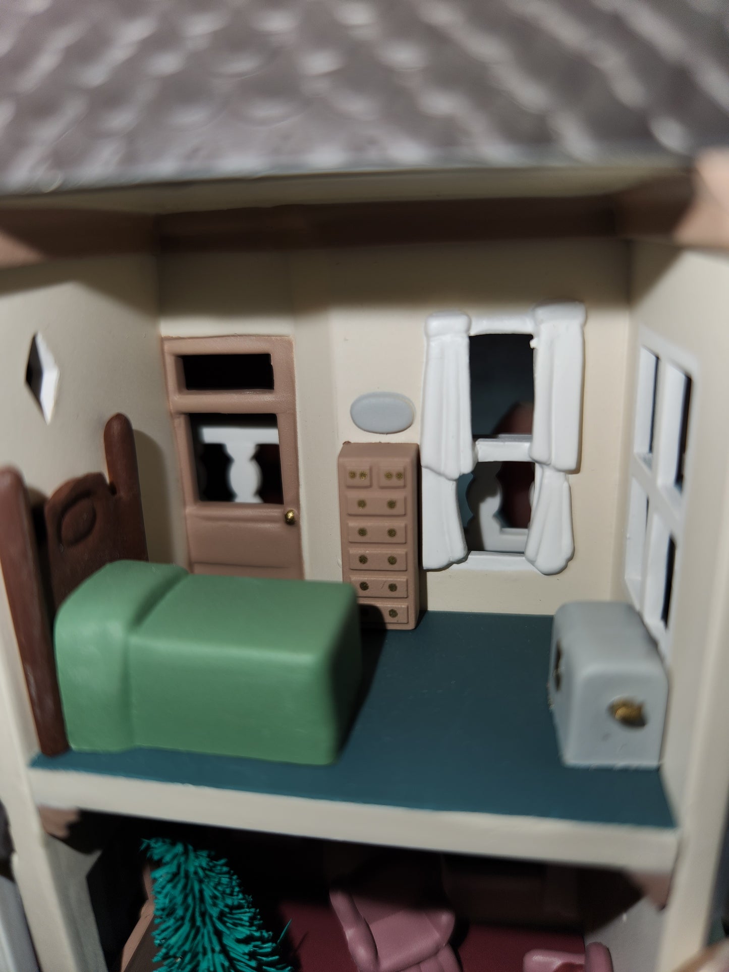 HH1993 Cozy Home Hallmark ornament