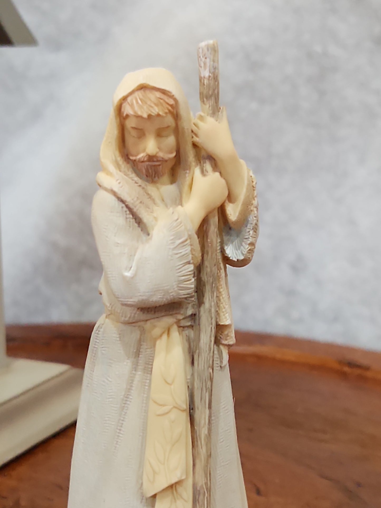 Enesco Nativity with Creche retired 4032062 Mary, Joseph, Jesus SMALL REPAIR DONE ns77