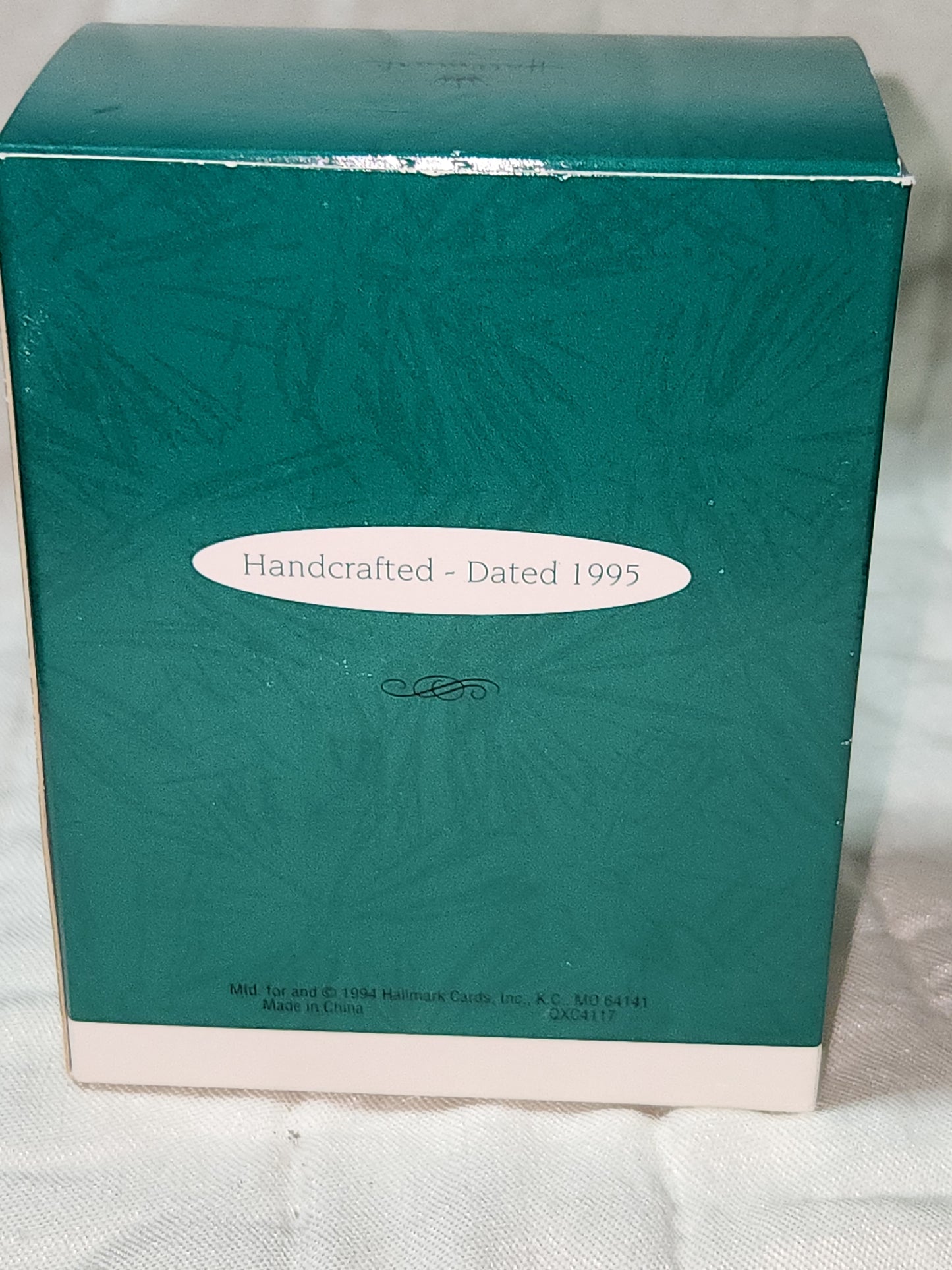 Hallmark Keepsake Collector's Club Ornament 1995 Collecting Memories Beaver