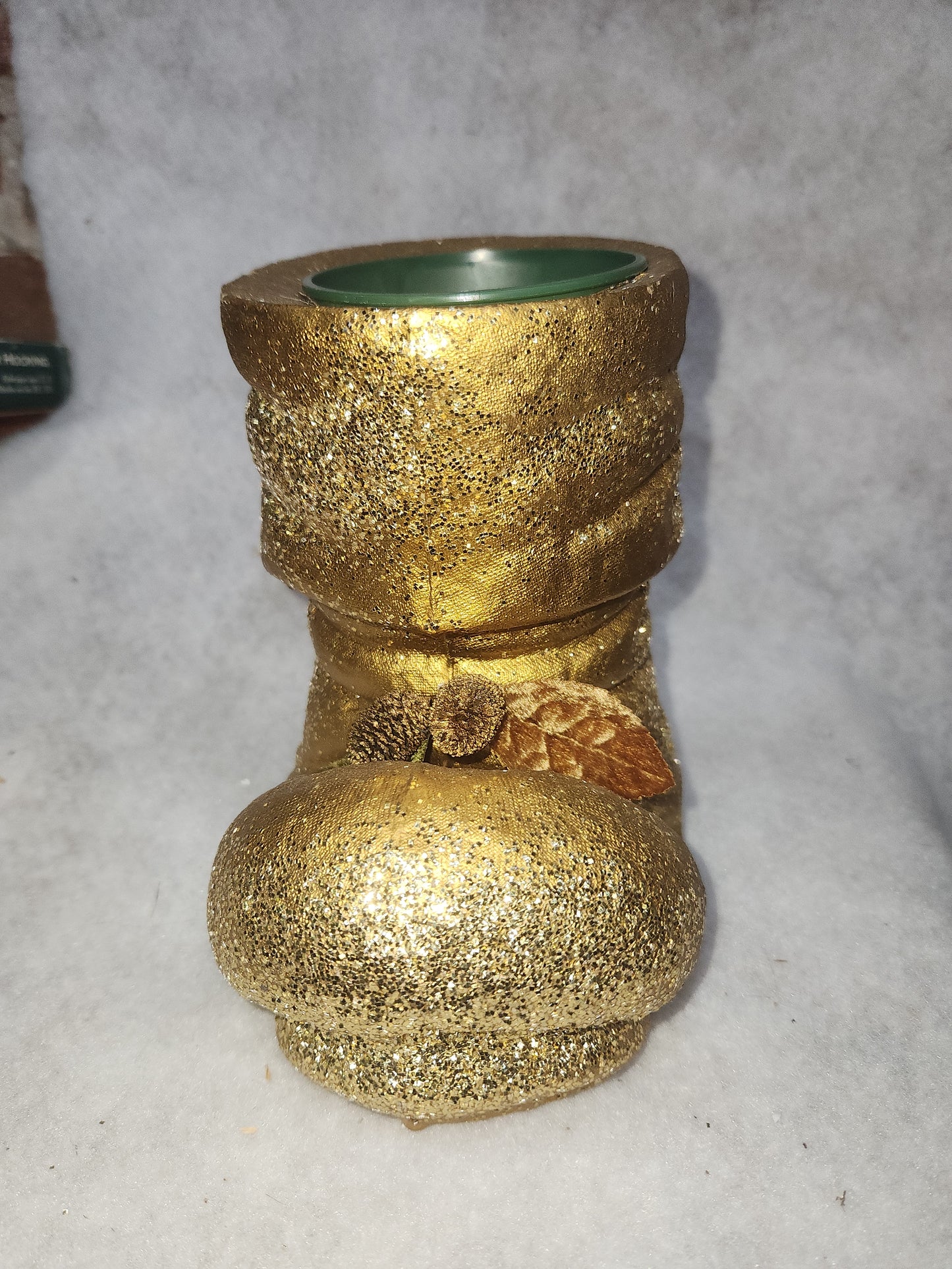 Vintage Gold Glittered paper mache Santa boot Velvet leaves pinecone chr609