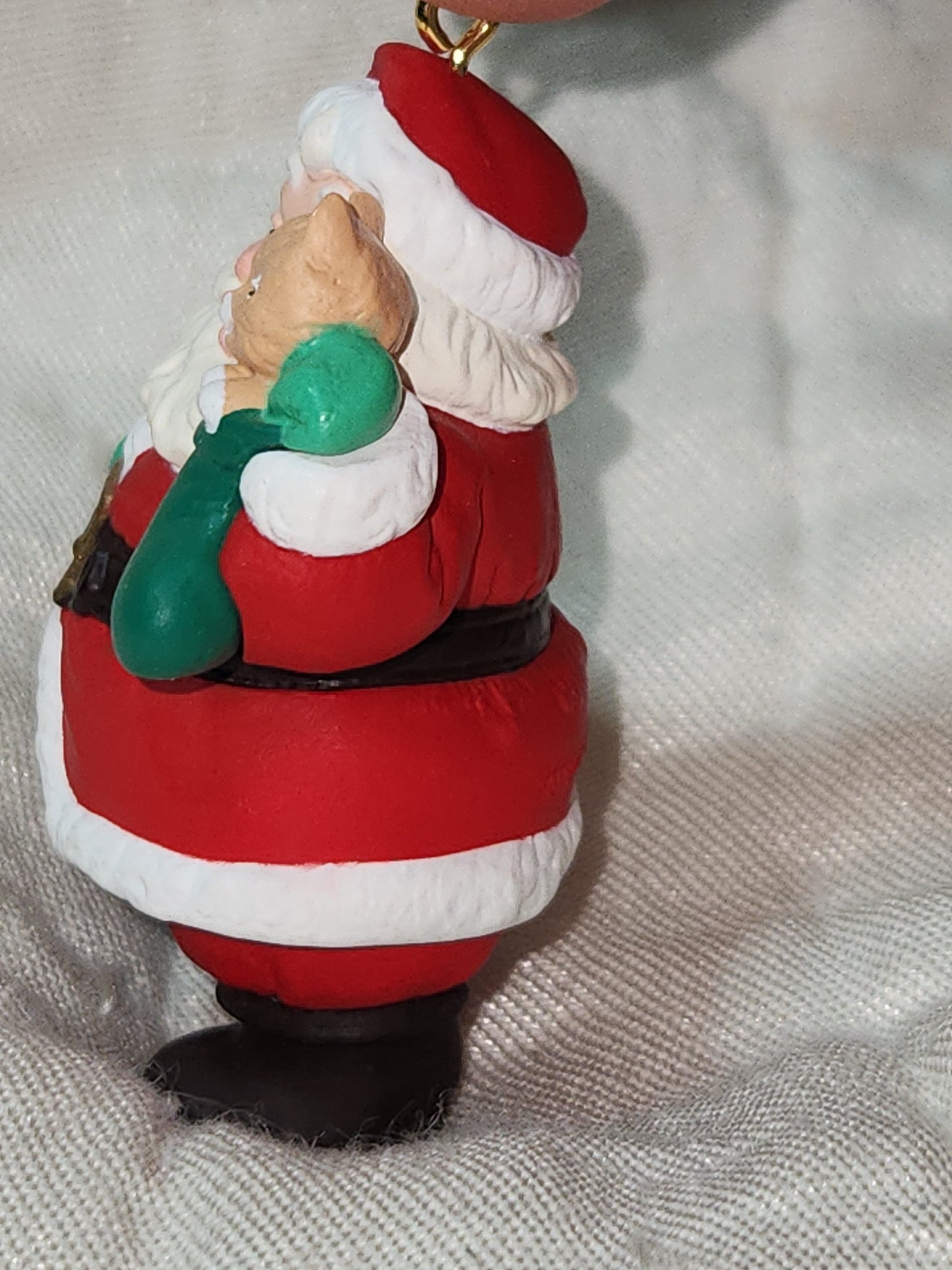 Vintage Hallmark Keepsake Ornament 1990 Kitty's Best Pal