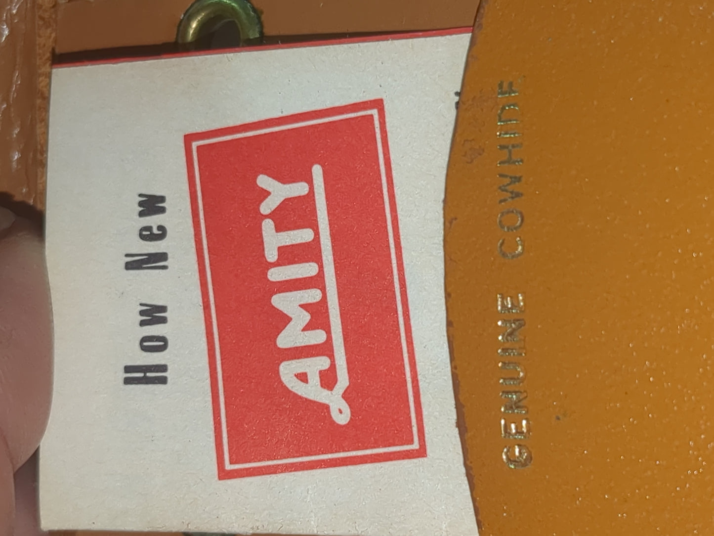 Vintage Amity brown cowhide genuine leather key wallet. New. Jh12