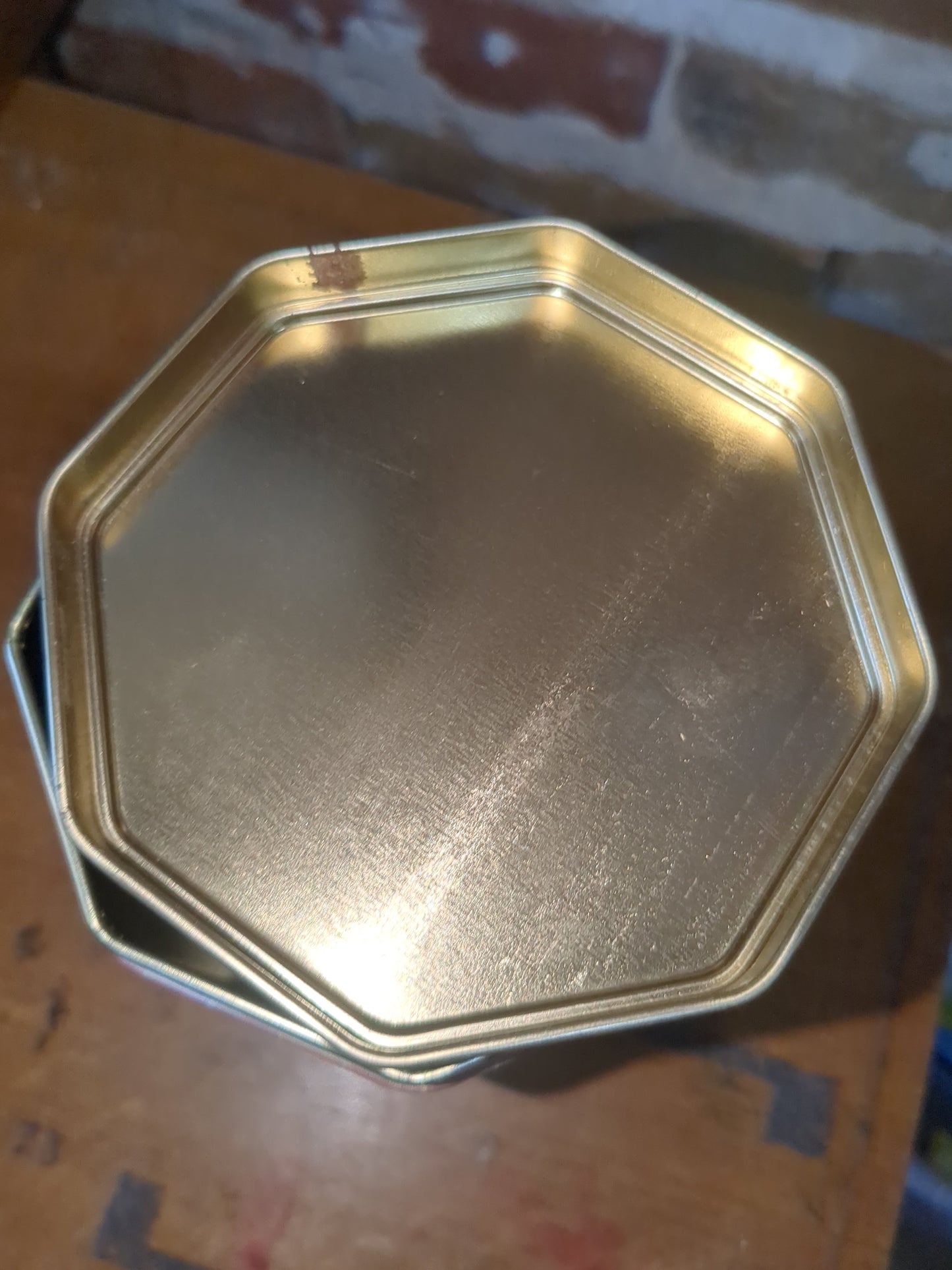 Tin13 vintage Callard and Bowser tin