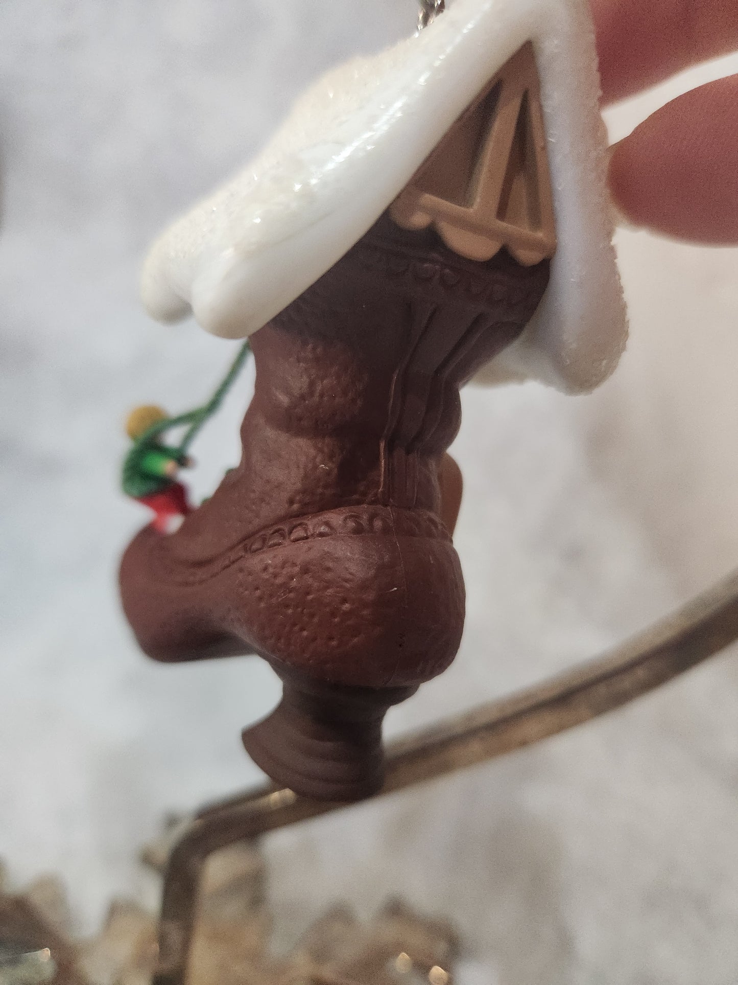Vintage 1985 Hallmark Keepsake Ornament Old woman who Lives in a Shoe with children
