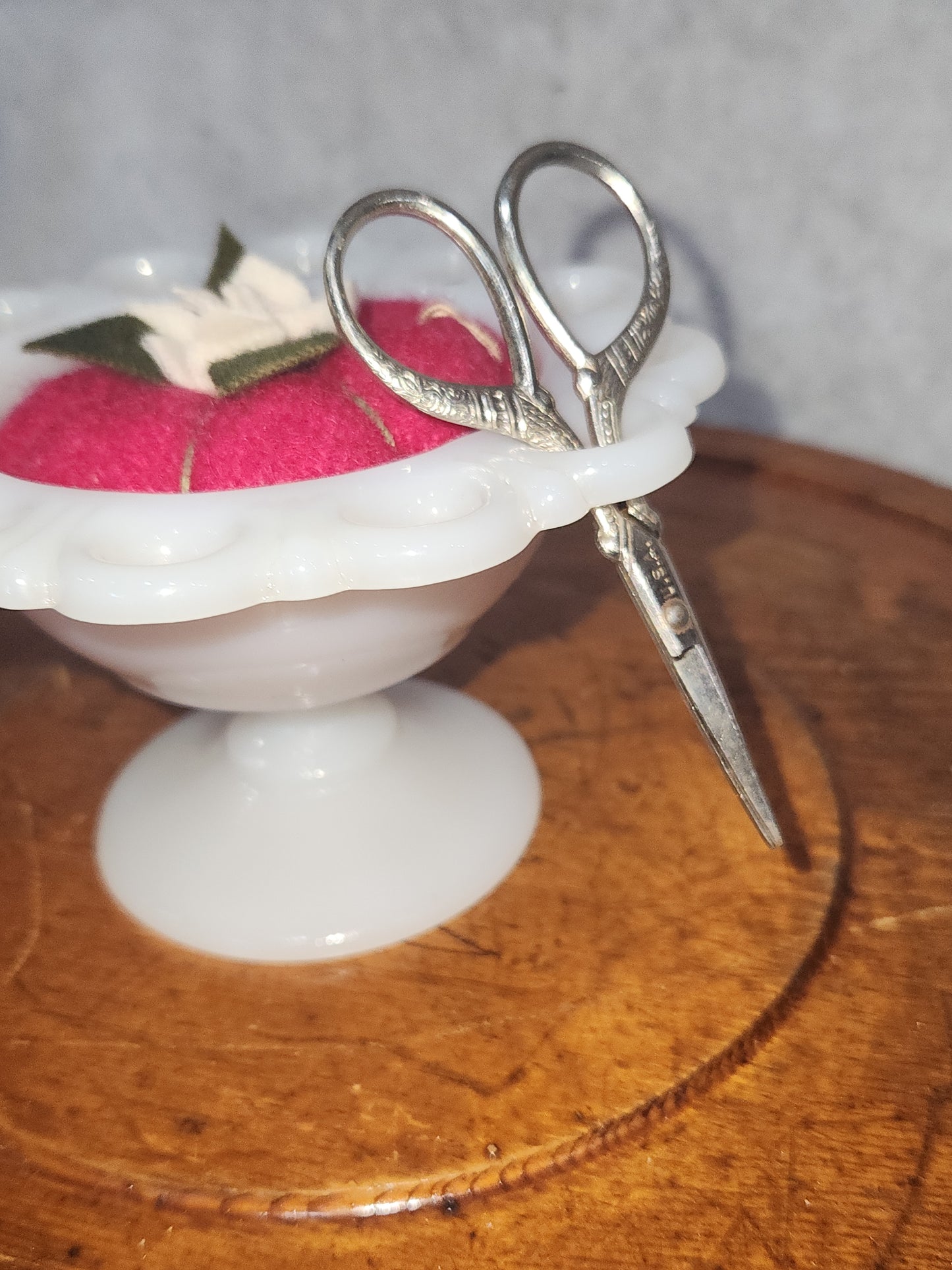 Assemblage Vintage Small Anchor Hocking Old Colony Lace Edge Milk Glass Pedestal Compote Candy pin cushion asm5