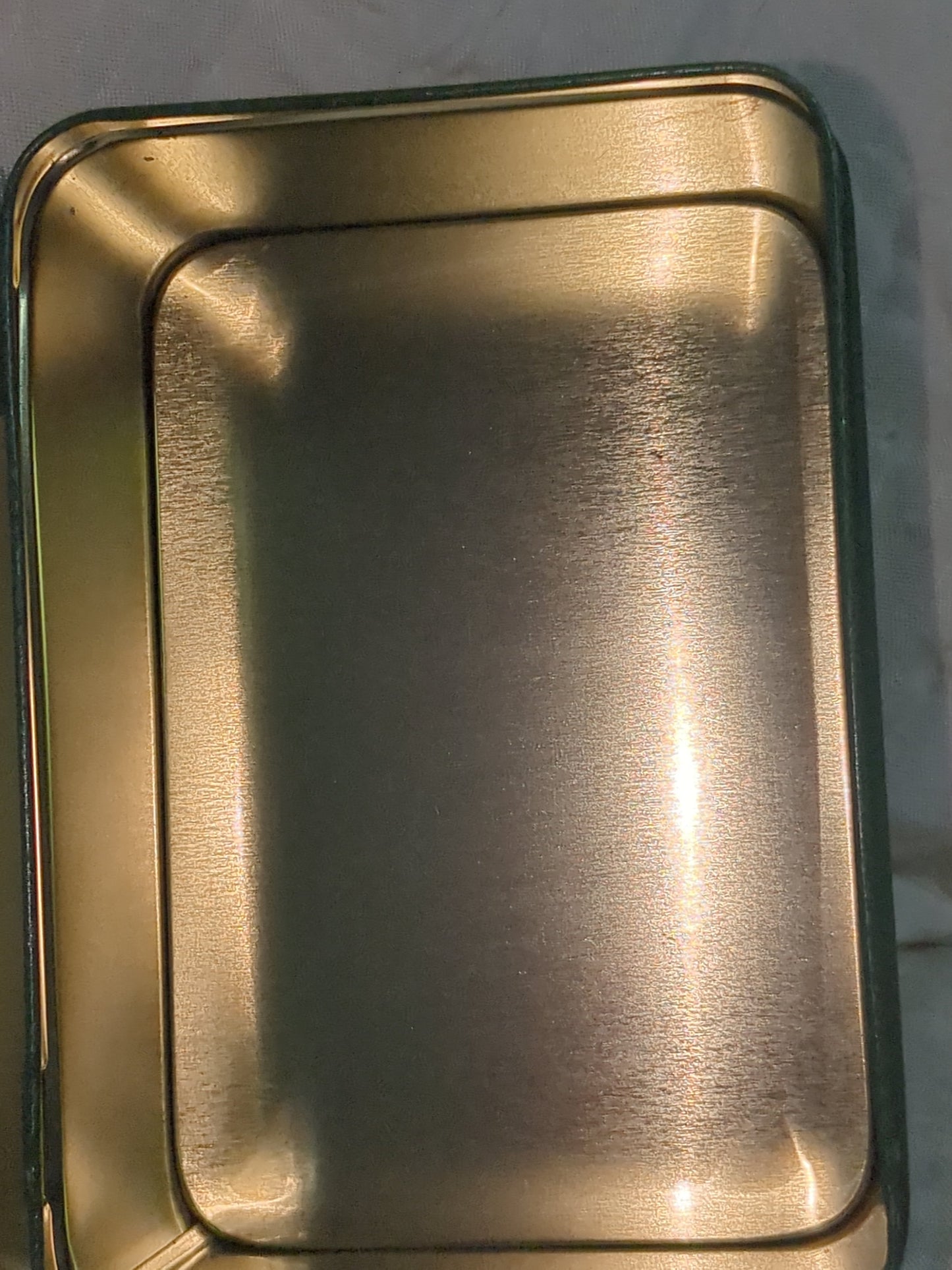 Vintage Collector Coca-Cola Coke Tin with hinged lid 1995 cct5
