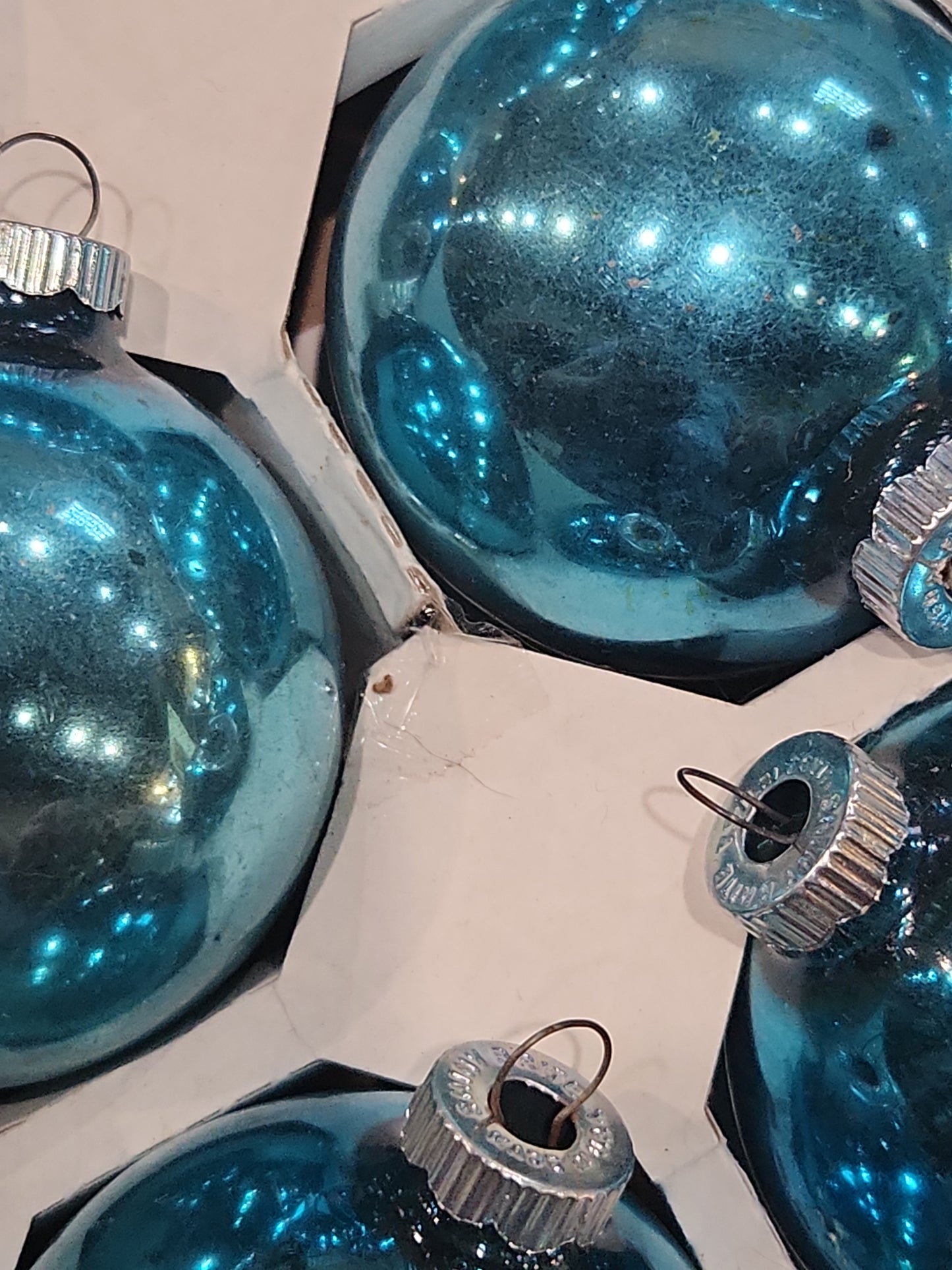 Box of Shiny Brite Brite turquoise ornament 2 1/2" bo68