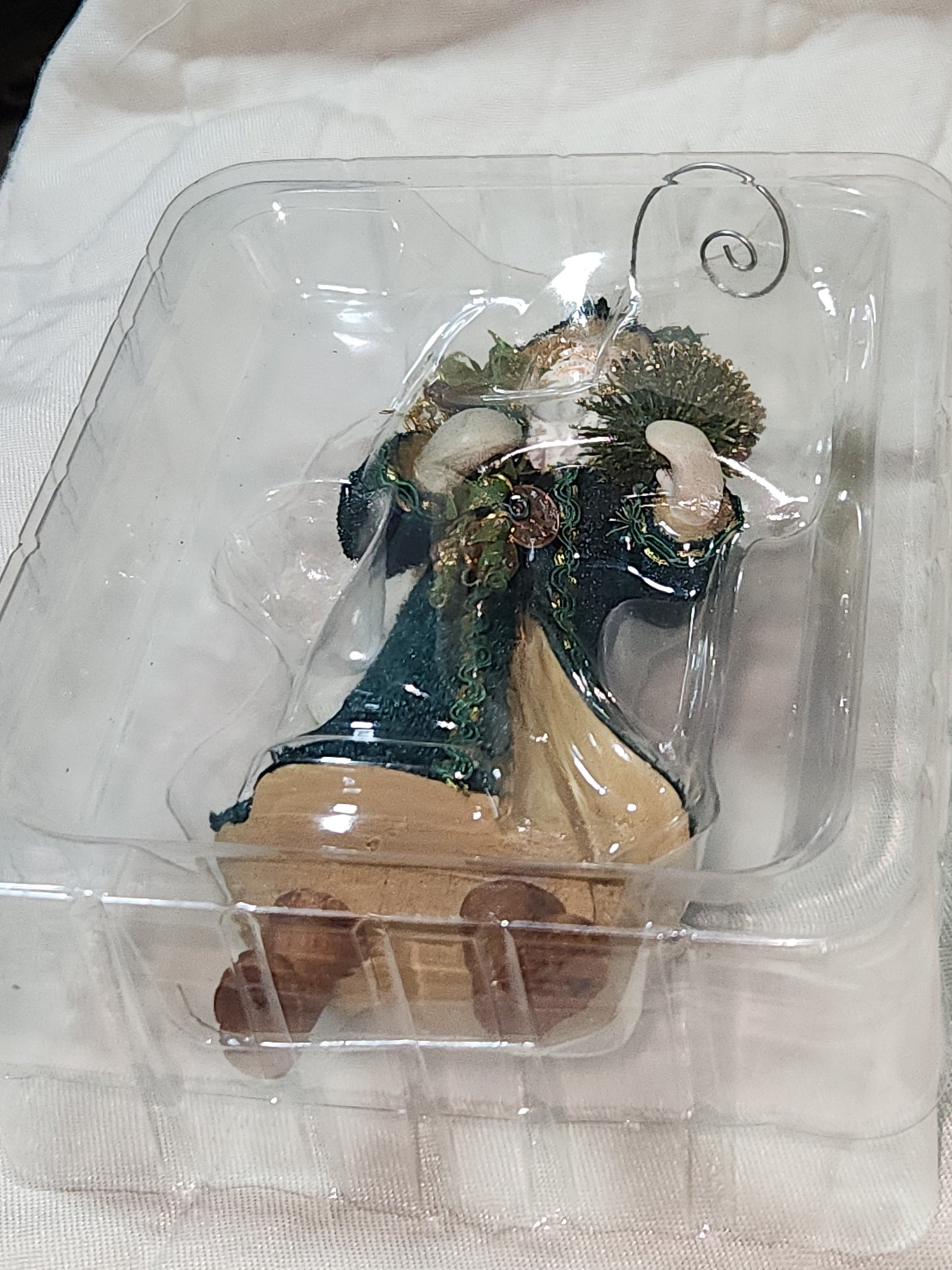 Hallmark 2007 Keepsake Ornament "Father Christmas" Series 4th Santa Claus