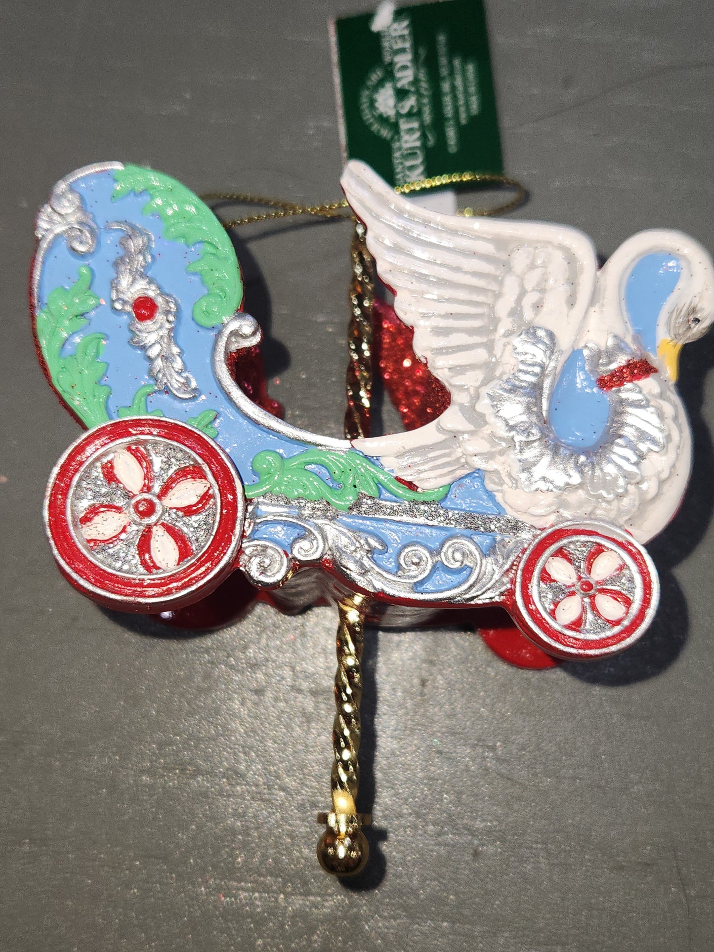 4" Resin Carousel Ornament Swan Chariot co4