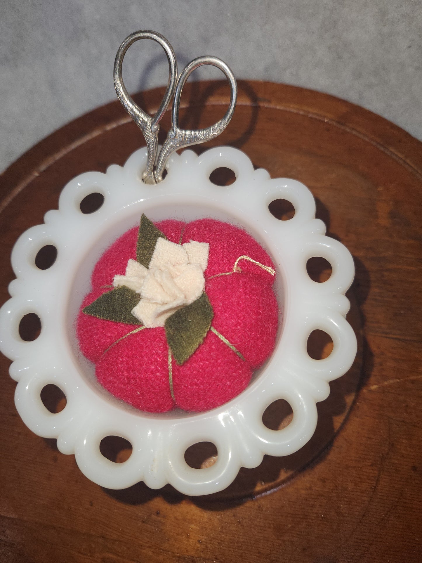 Assemblage Vintage Small Anchor Hocking Old Colony Lace Edge Milk Glass Pedestal Compote Candy pin cushion asm5