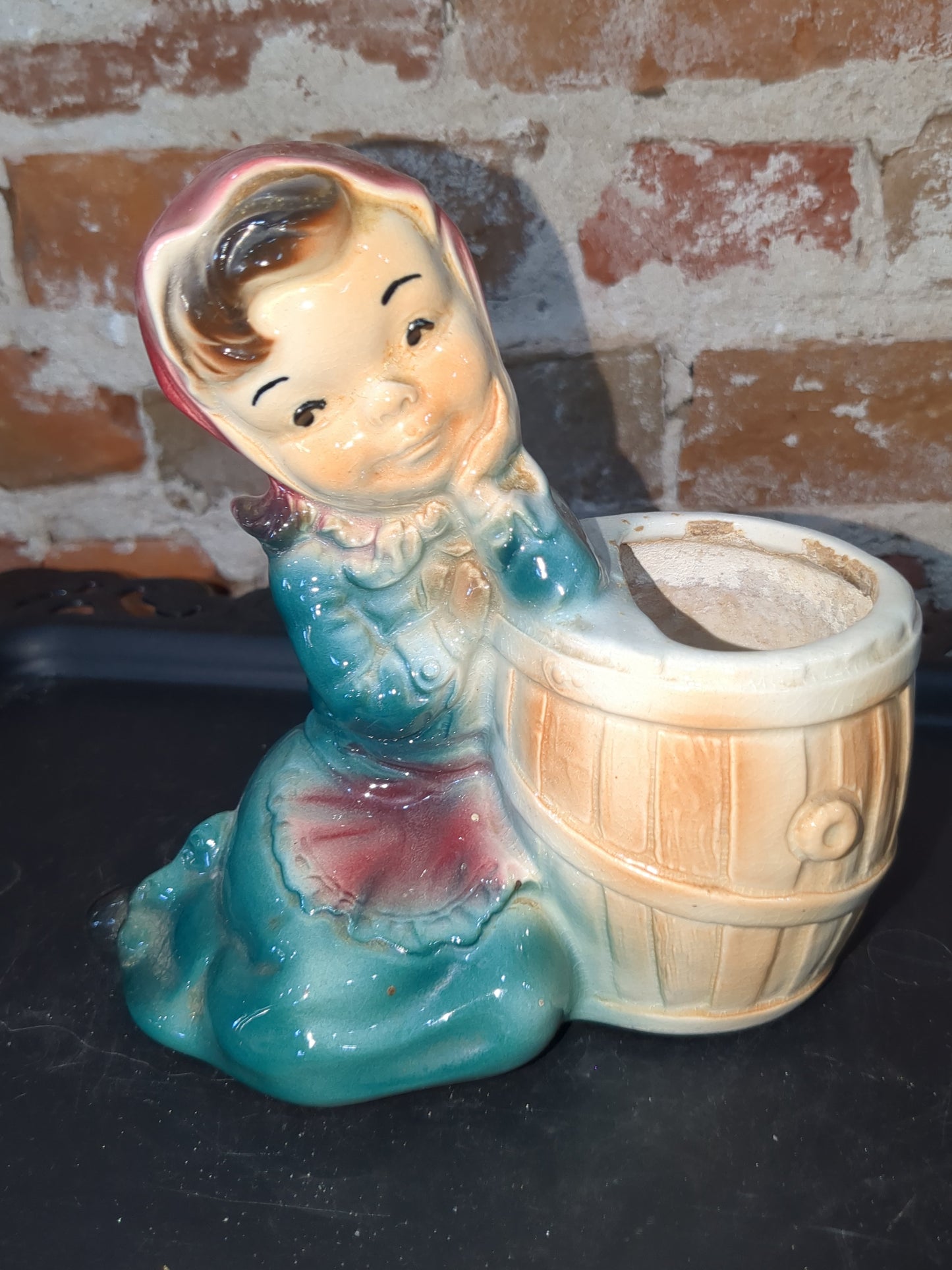 vintage Royal Copley girl planter pl0022