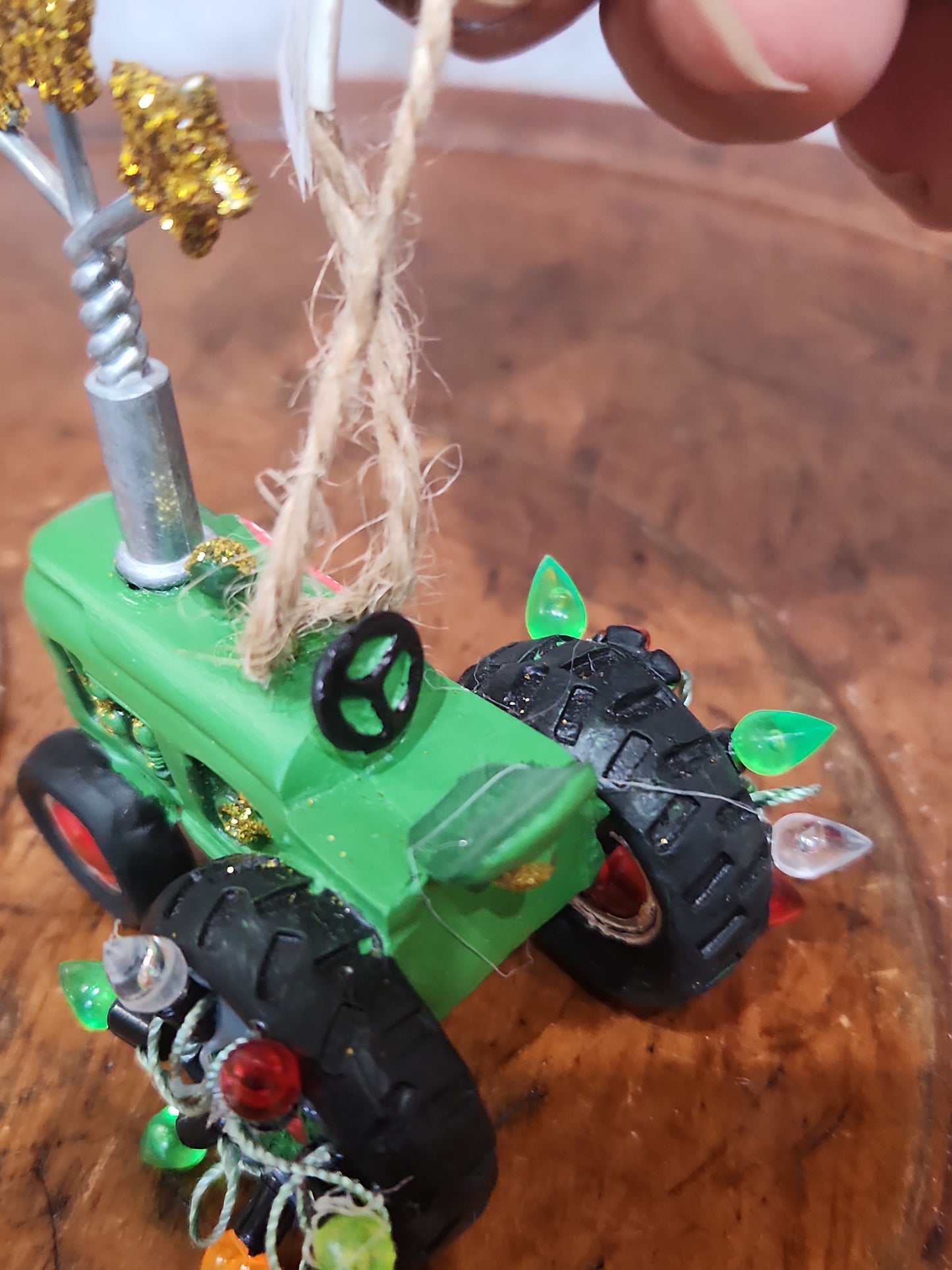 3.25" Green RESIN TRACTOR ORNAMENT ot1