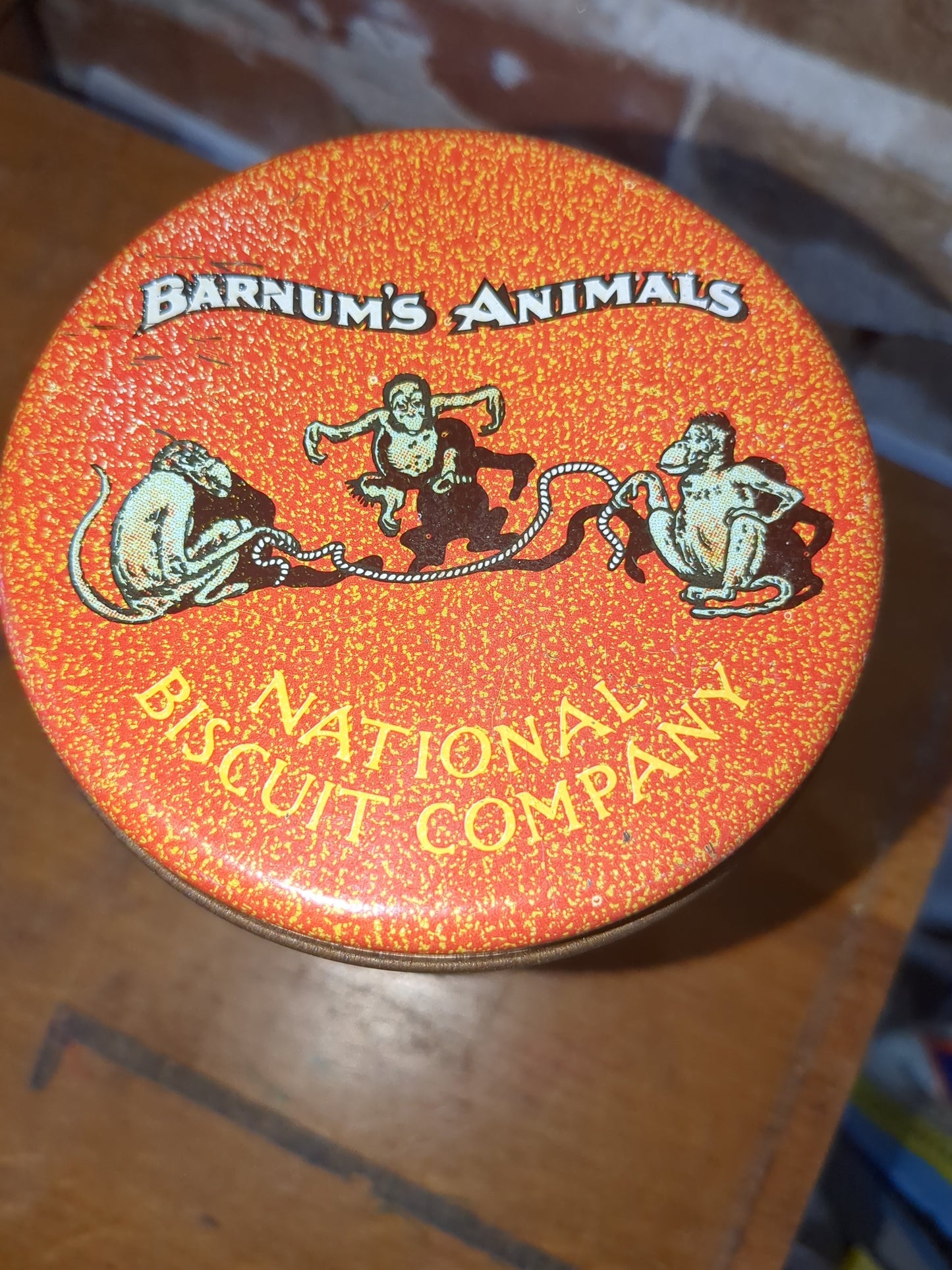 T7 National biscuit company Barnum's Animals tin