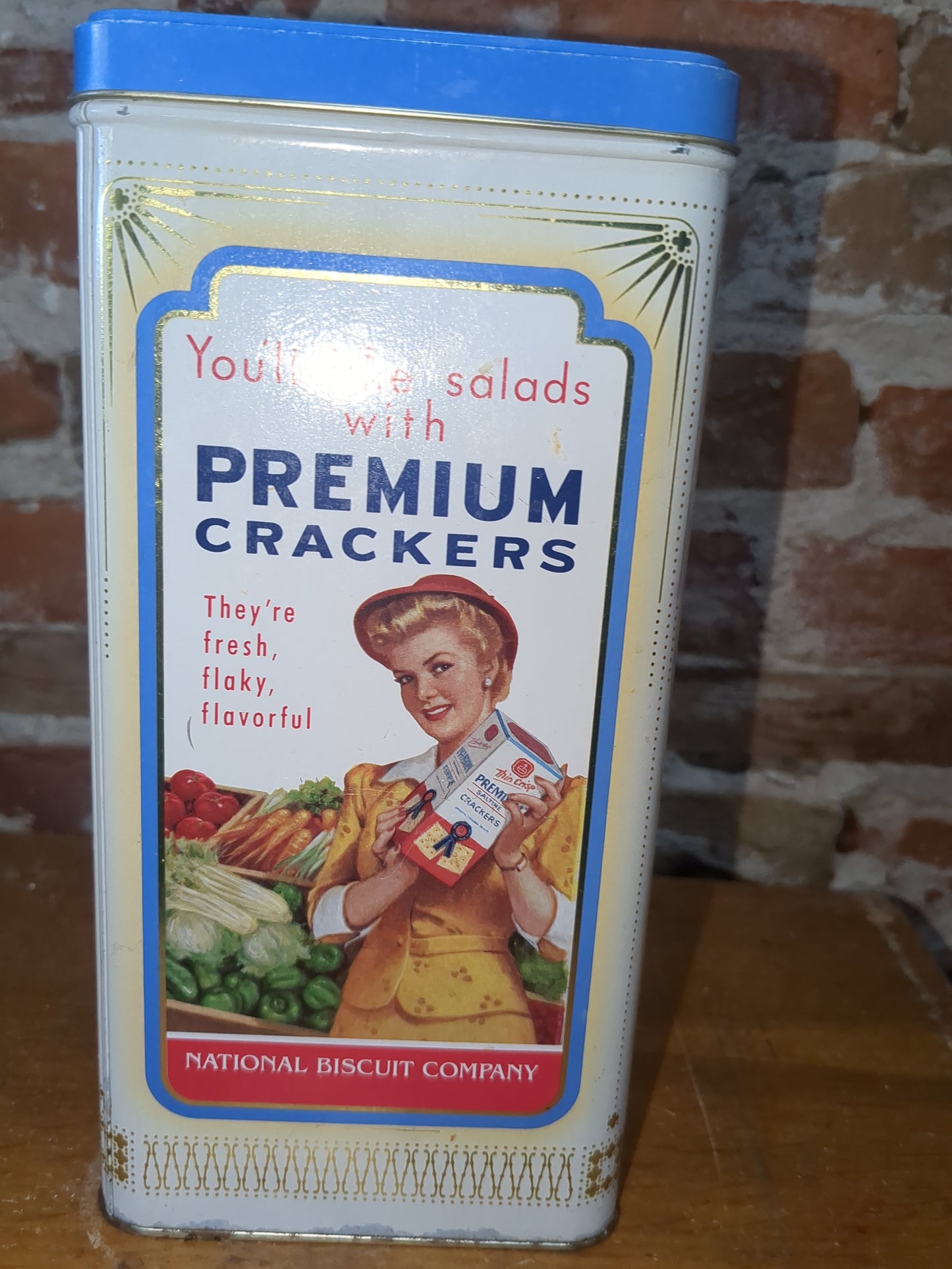 1993 Nabisco saltine cracker tin
