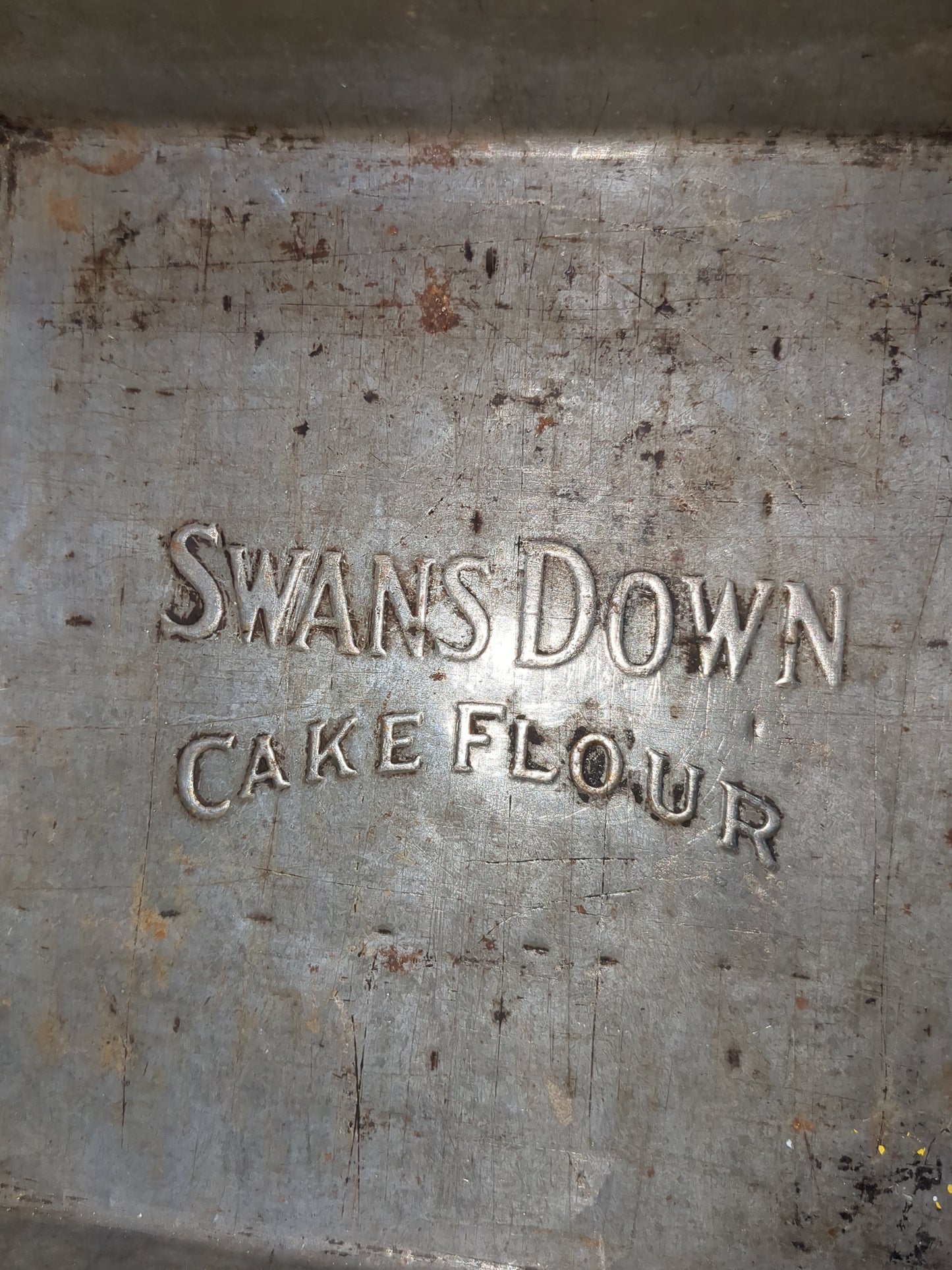 Vintage 1940s Swans Down Cake Flour Metal Square Pan, 8”x8” vk1
