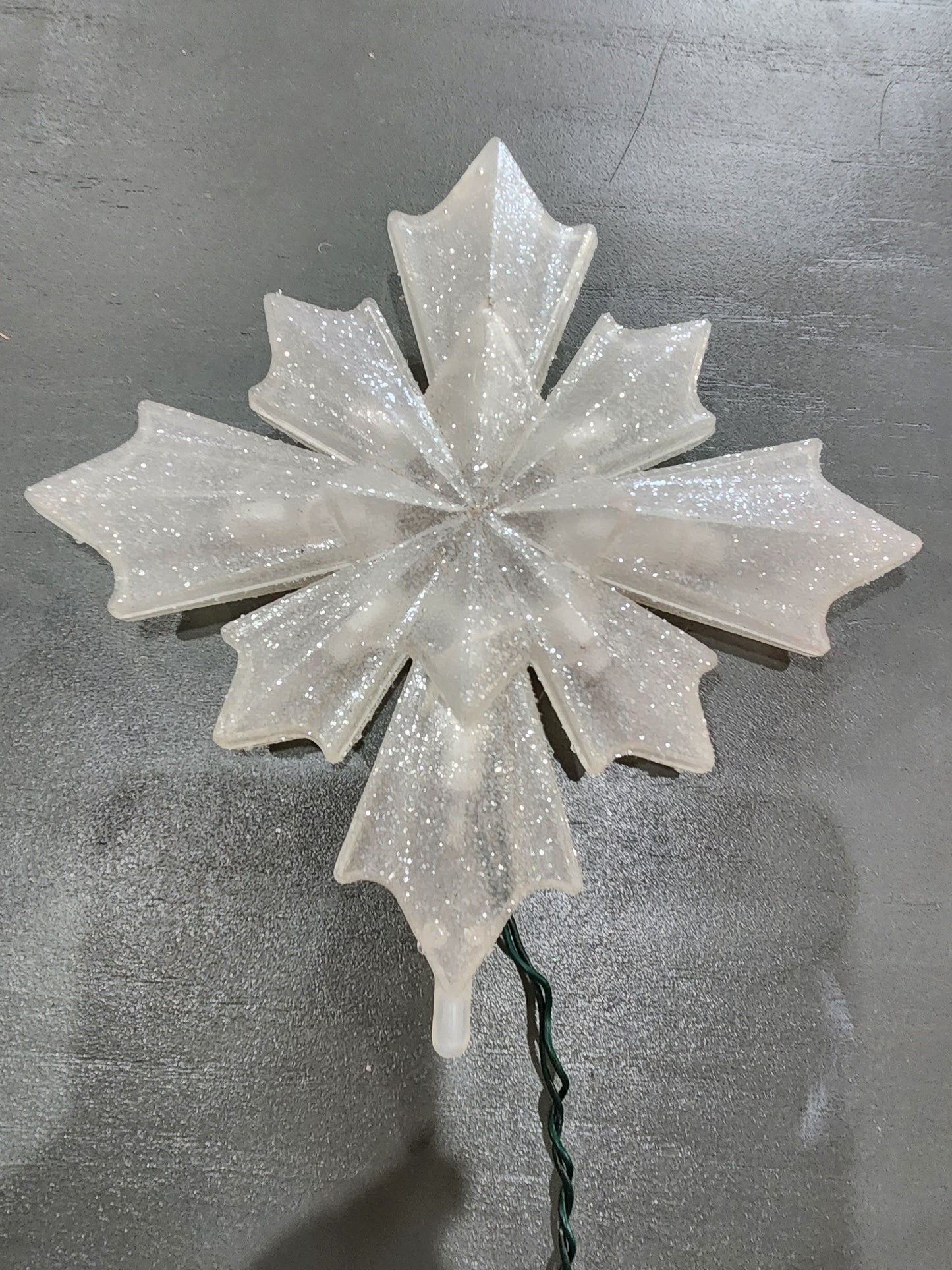 Vintage 12 Lights Tree Topper warm lights Plastic star Home Decor Indoor or Outdoor tt46
