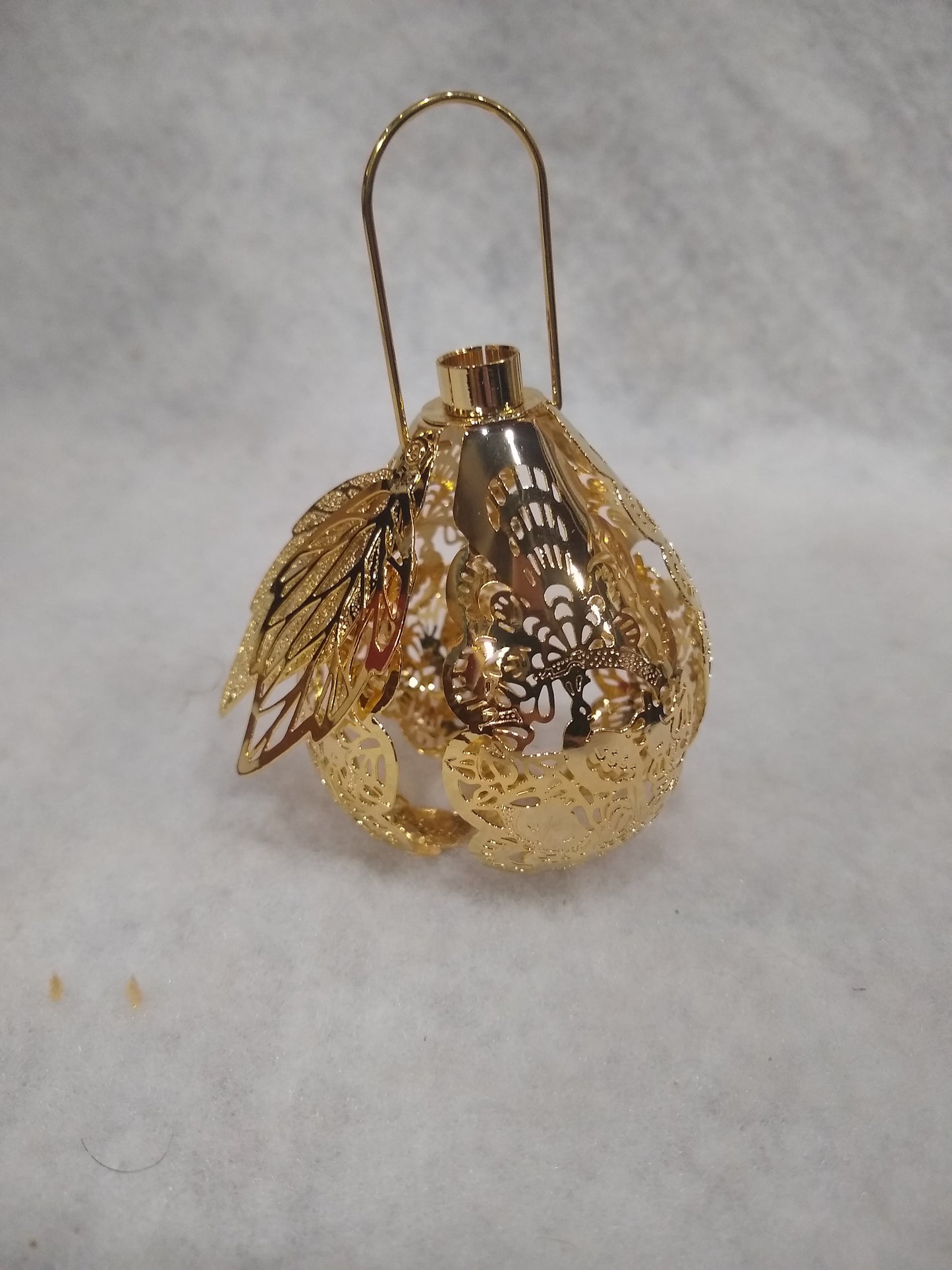 Vintage 1986 Hallmark Keepsake ornament Twelve Days of Christmas Partridge in a Pear Tree ho987