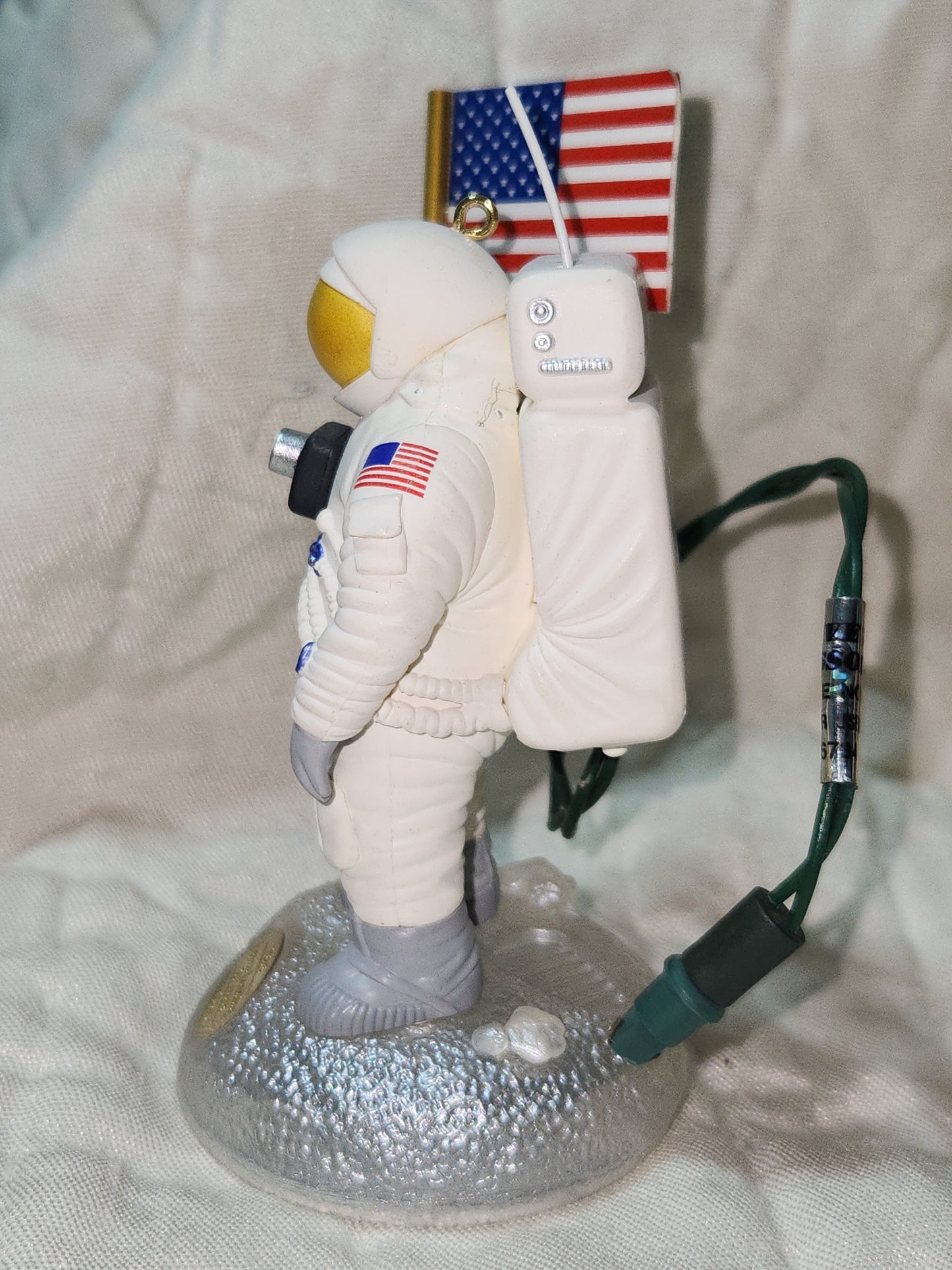 Vintage Hallmark Keepsake Ornament 1994 The Eagle has Landed Lunar Landing 25th Anniversay Light & Sound hls8