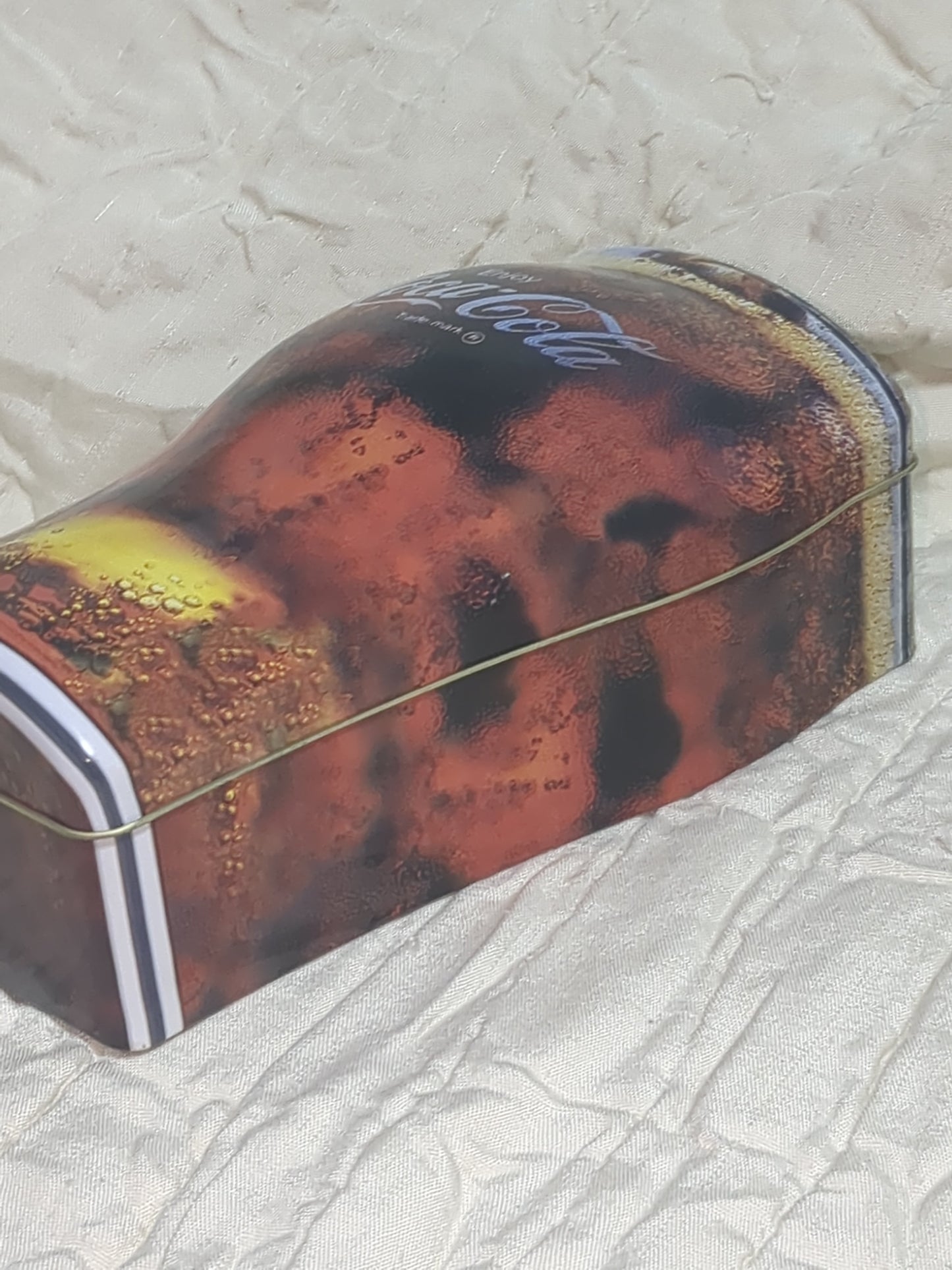 1998 Coca-Cola Coke Glass Shaped Tin cct2