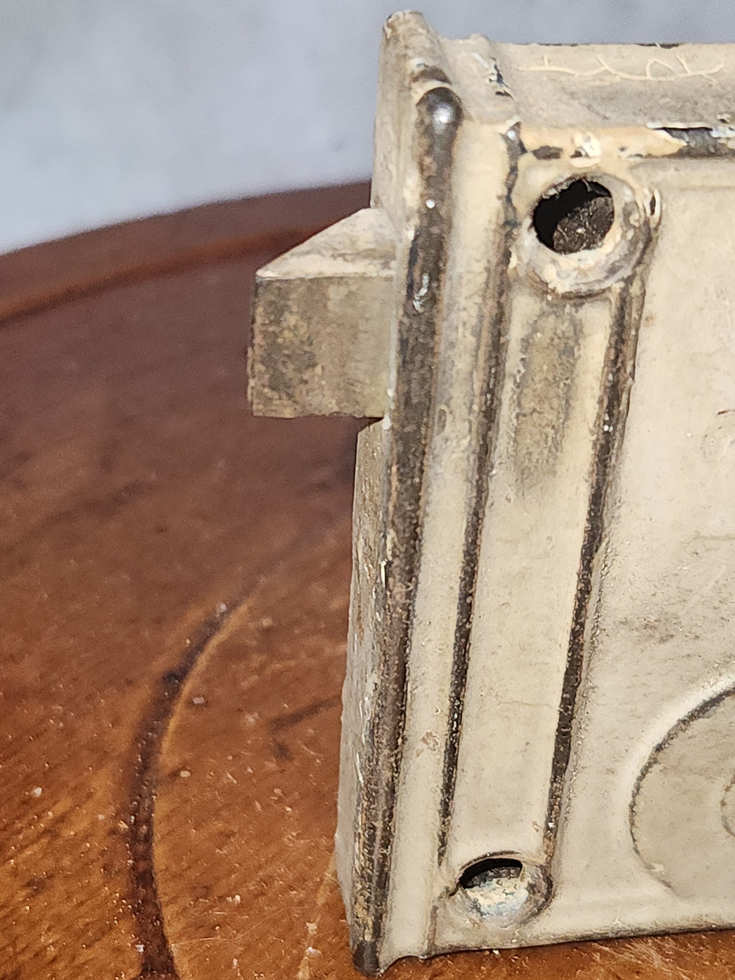 Kn6 Antique White Door Knob and Lock Set kn6