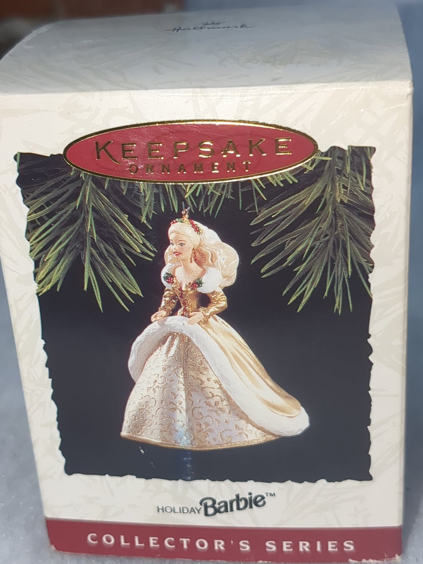 1994 Hallmark Holiday Barbie. 2nd in Holiday Barbies Series. New box and bubble wrap. Hob6