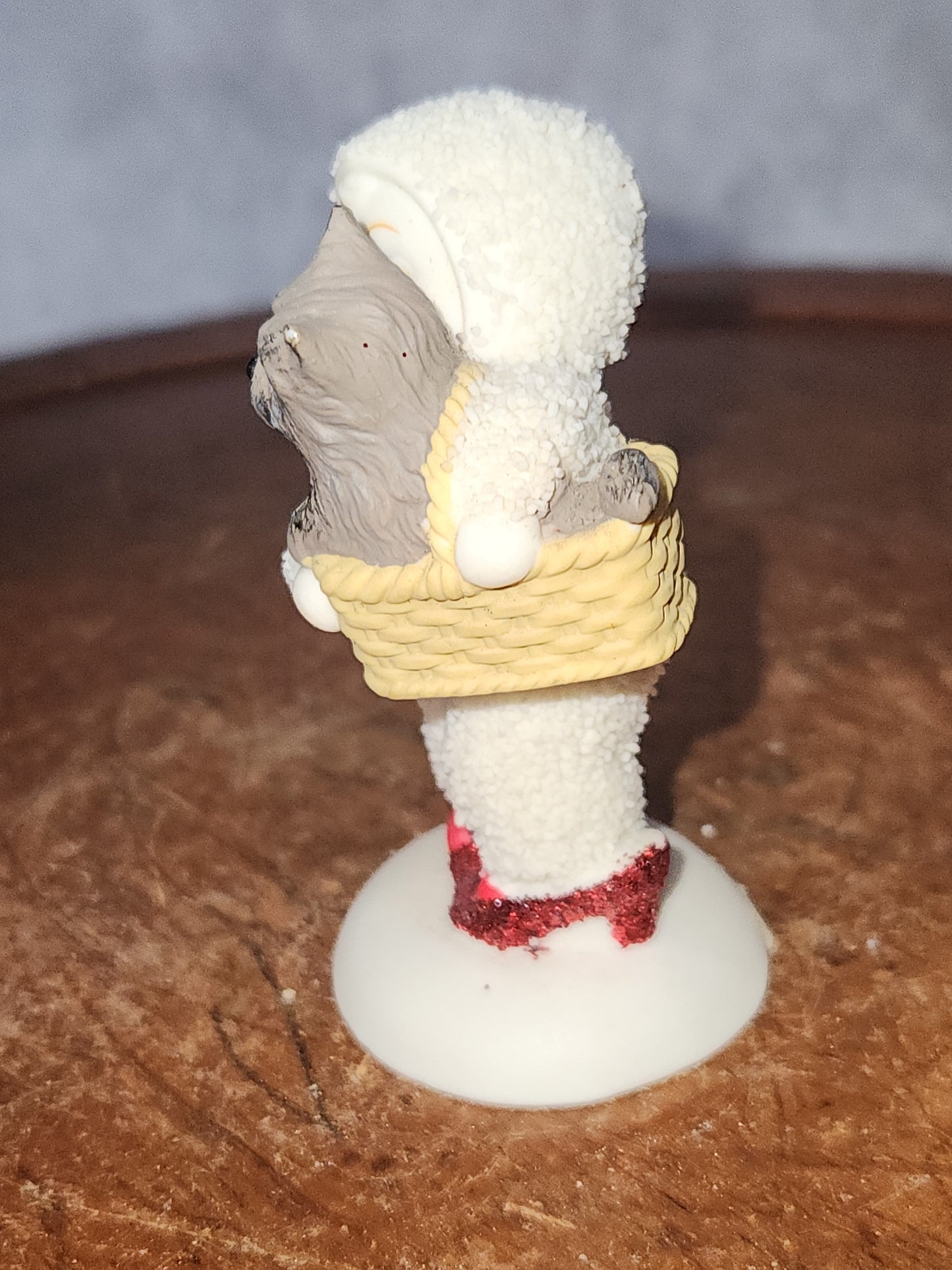 Snowbabies "No Place Like Home"  Department 56 Toto Ruby Red Slippers Figurine 2006-2014 retired NO BOX sbd1