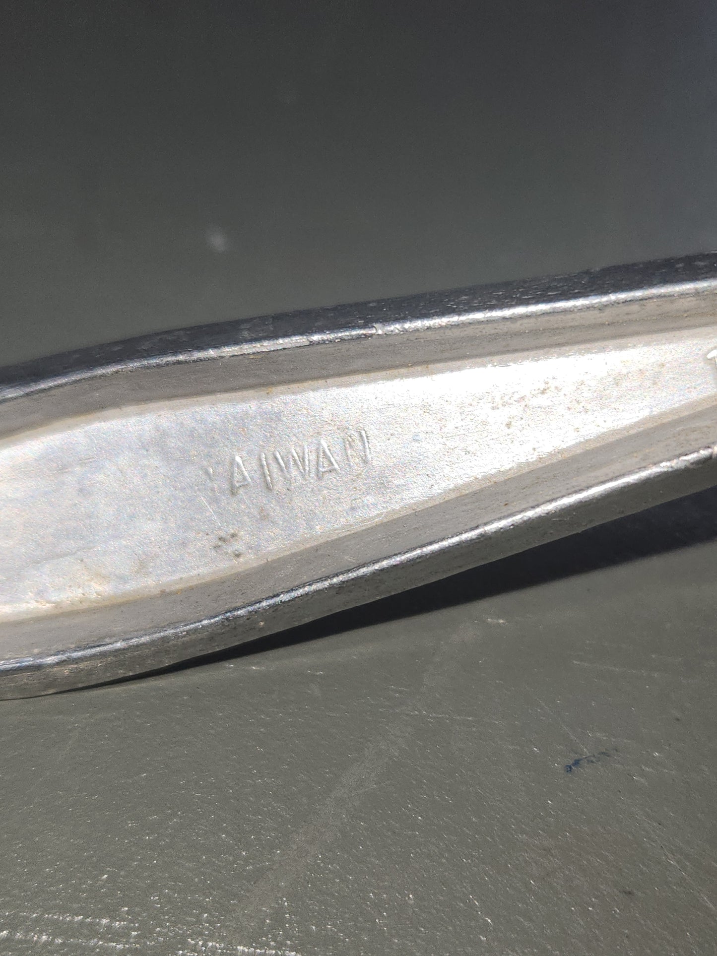 Vintage Metal Adjustable Wire Cutter Slicer w/ Roller Made in Taiwan ki66