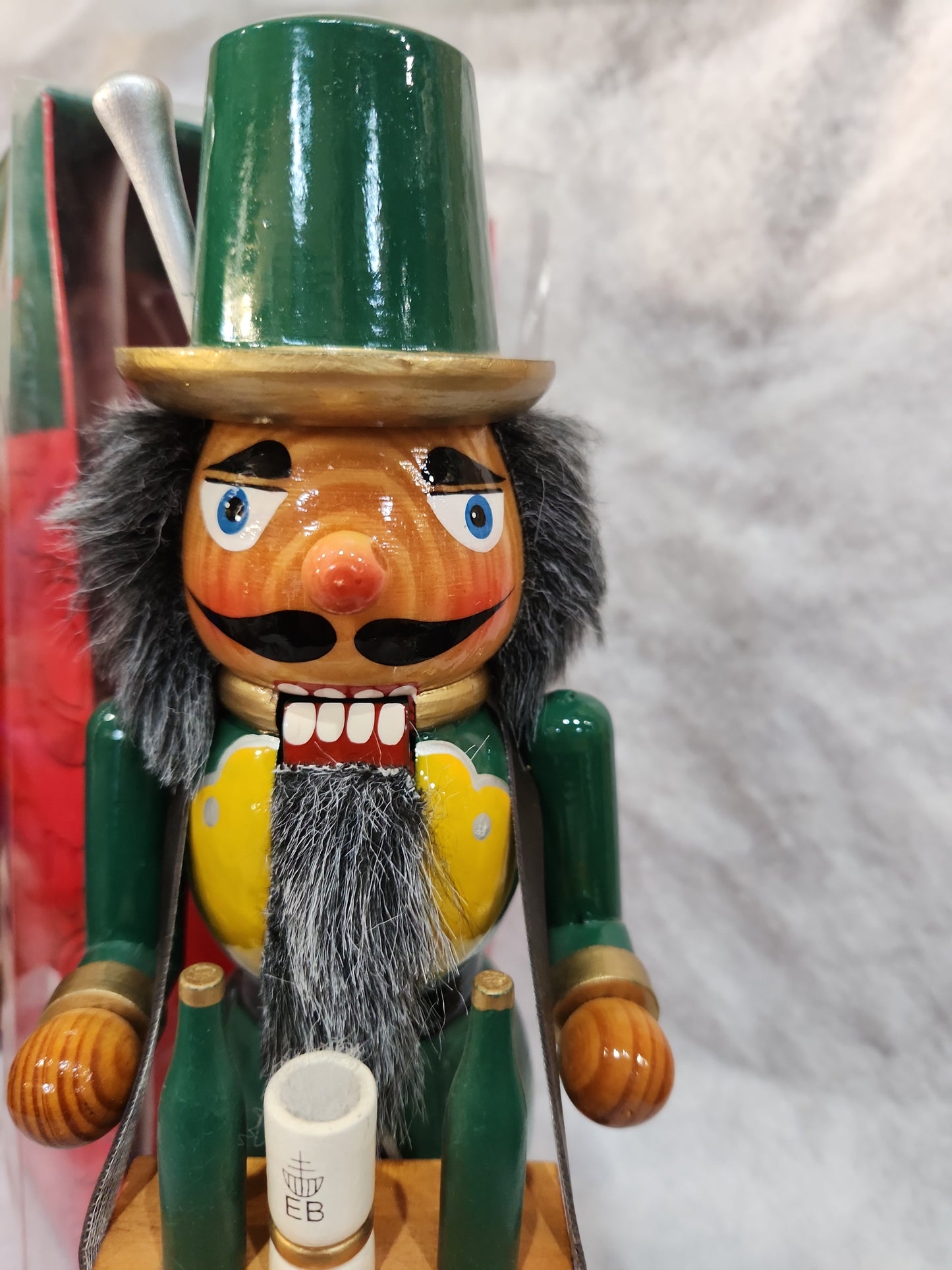 Vintage Kurt Adler Wood Nutcracker Octoberfest German Nutcracker with Serving Tray, Beer, mug, and Pretzels nut71