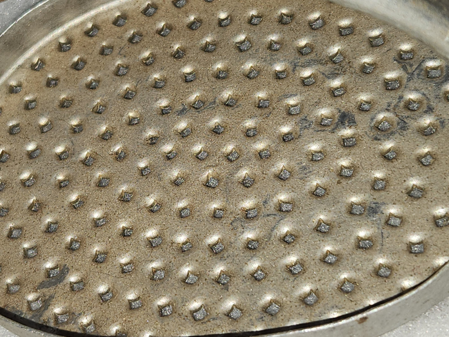 Vintage Antique Primitive Tin aluminum Palm Grater Hand Grater Ricer kit99