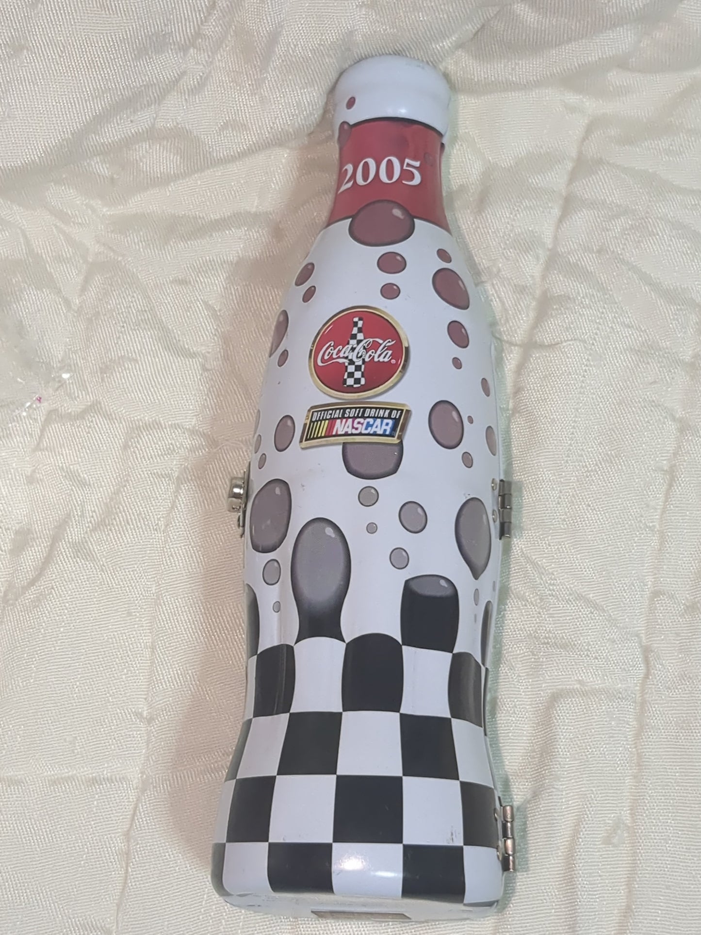 2005 Driving you Thirst Coca-Cola Coke and NASCAR hindged tin cct3